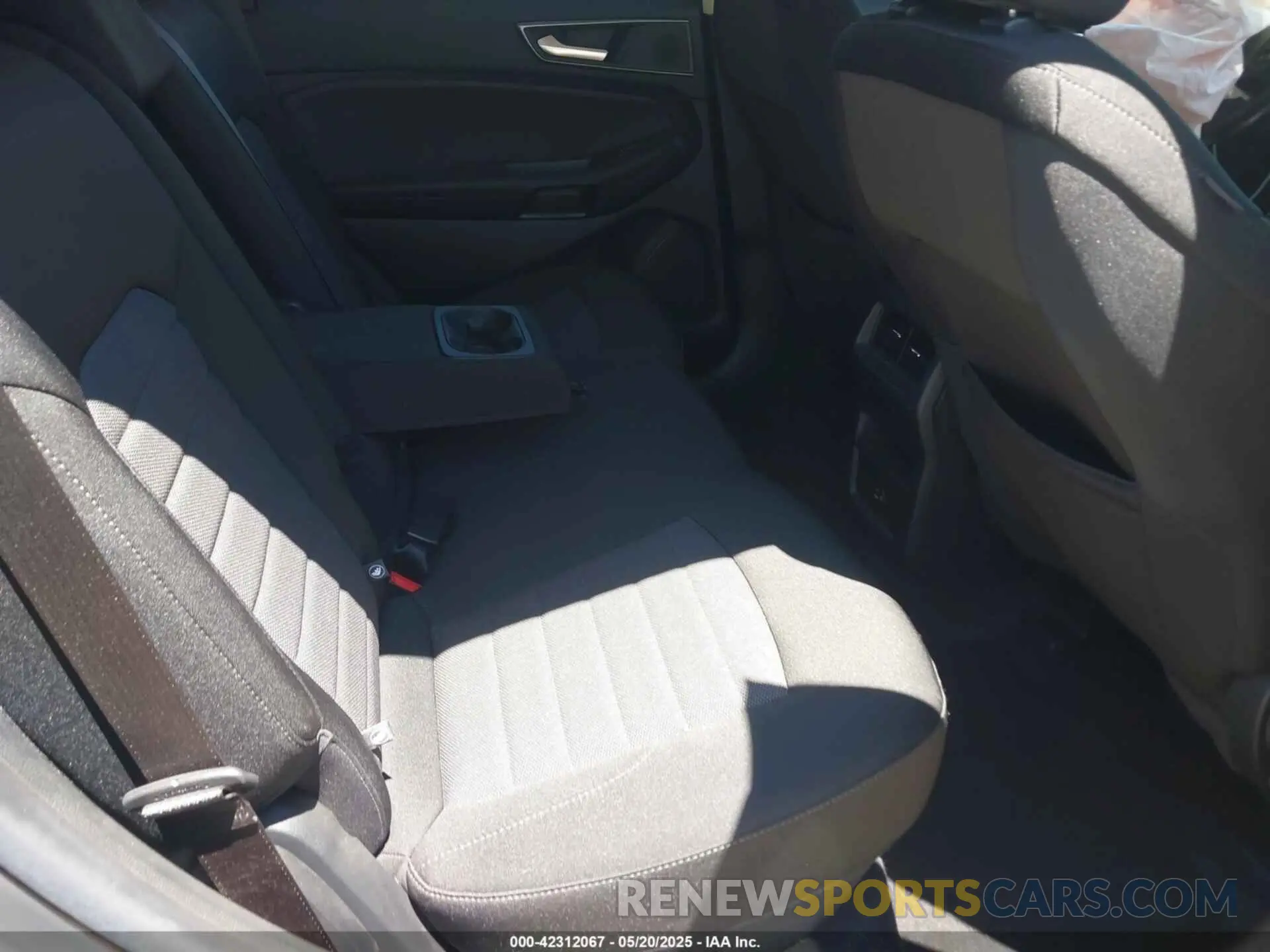 8 fotografías del automóvil dañado 2FMPK3G99MBA26188 FORD EDGE 2021