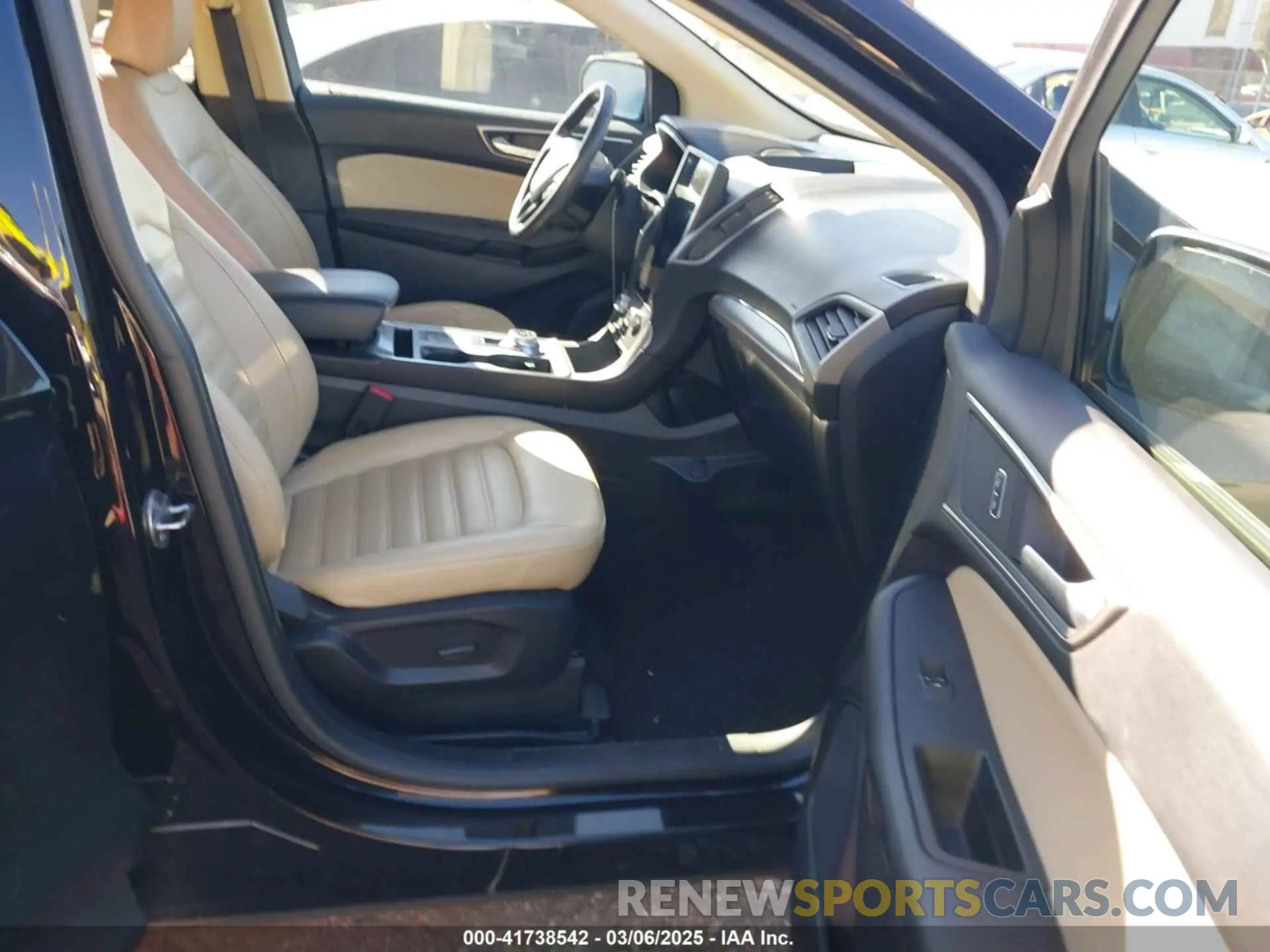 5 fotografías del automóvil dañado 2FMPK3J94MBA06052 FORD EDGE 2021