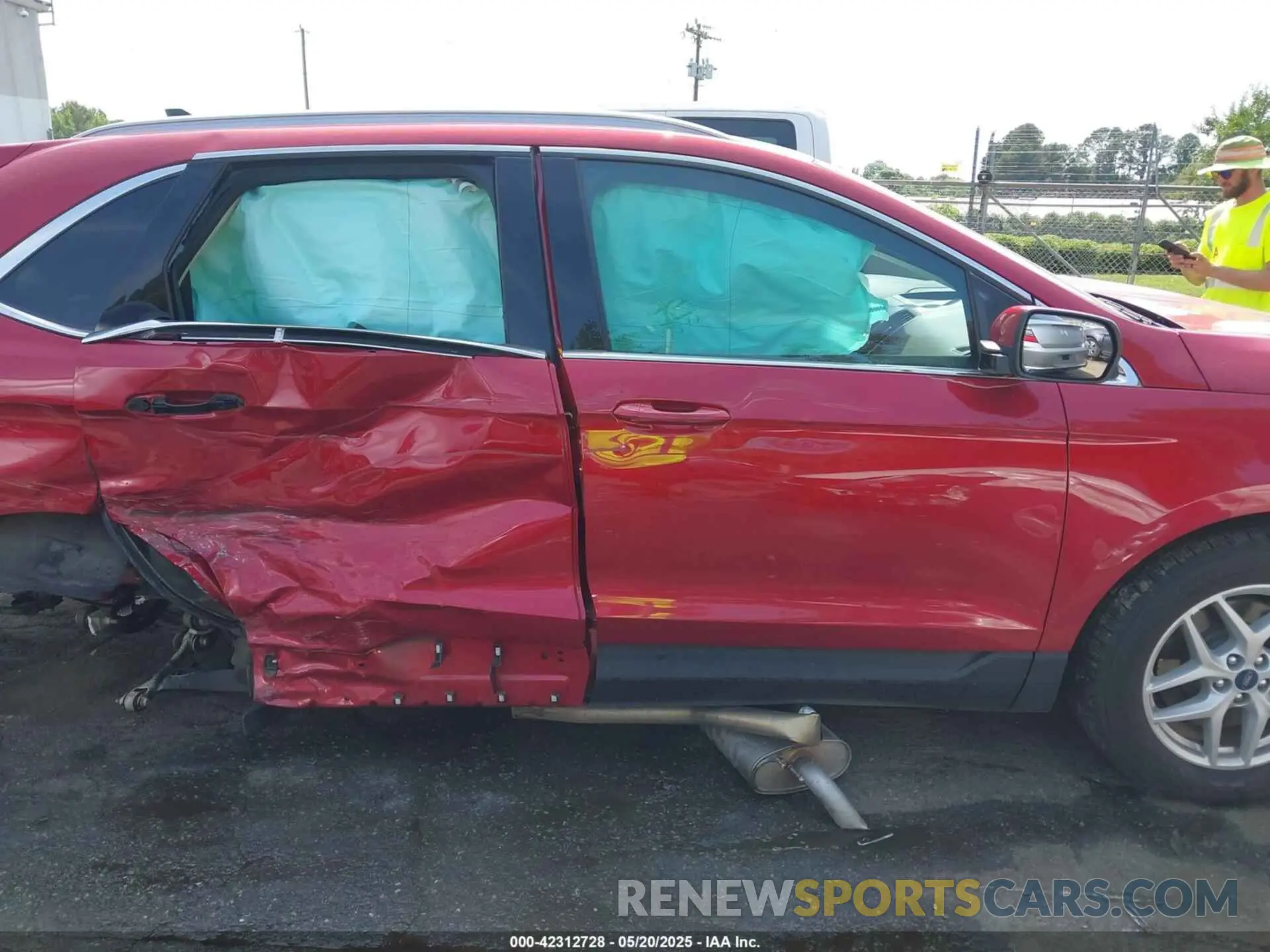 14 fotografías del automóvil dañado 2FMPK4J93MBA36567 FORD EDGE 2021