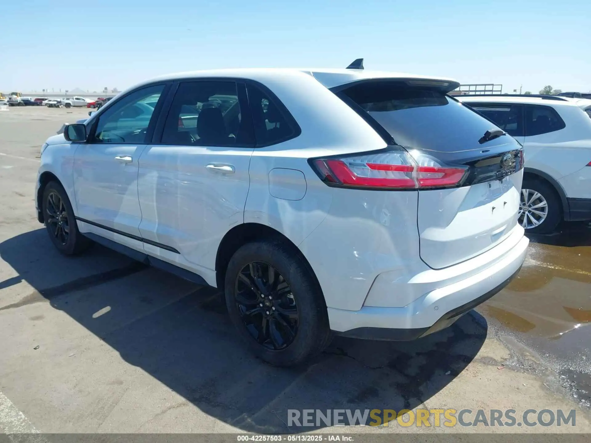 3 fotografías del automóvil dañado 2FMPK4G90NBA56252 FORD EDGE 2022