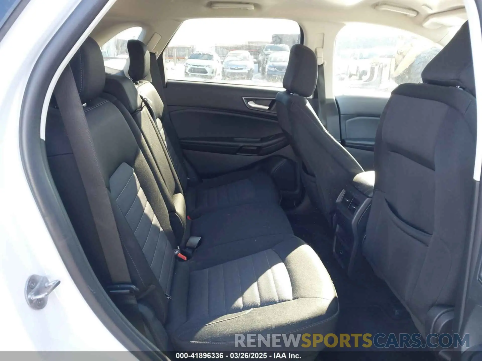 8 fotografías del automóvil dañado 2FMPK4G91NBA10669 FORD EDGE 2022