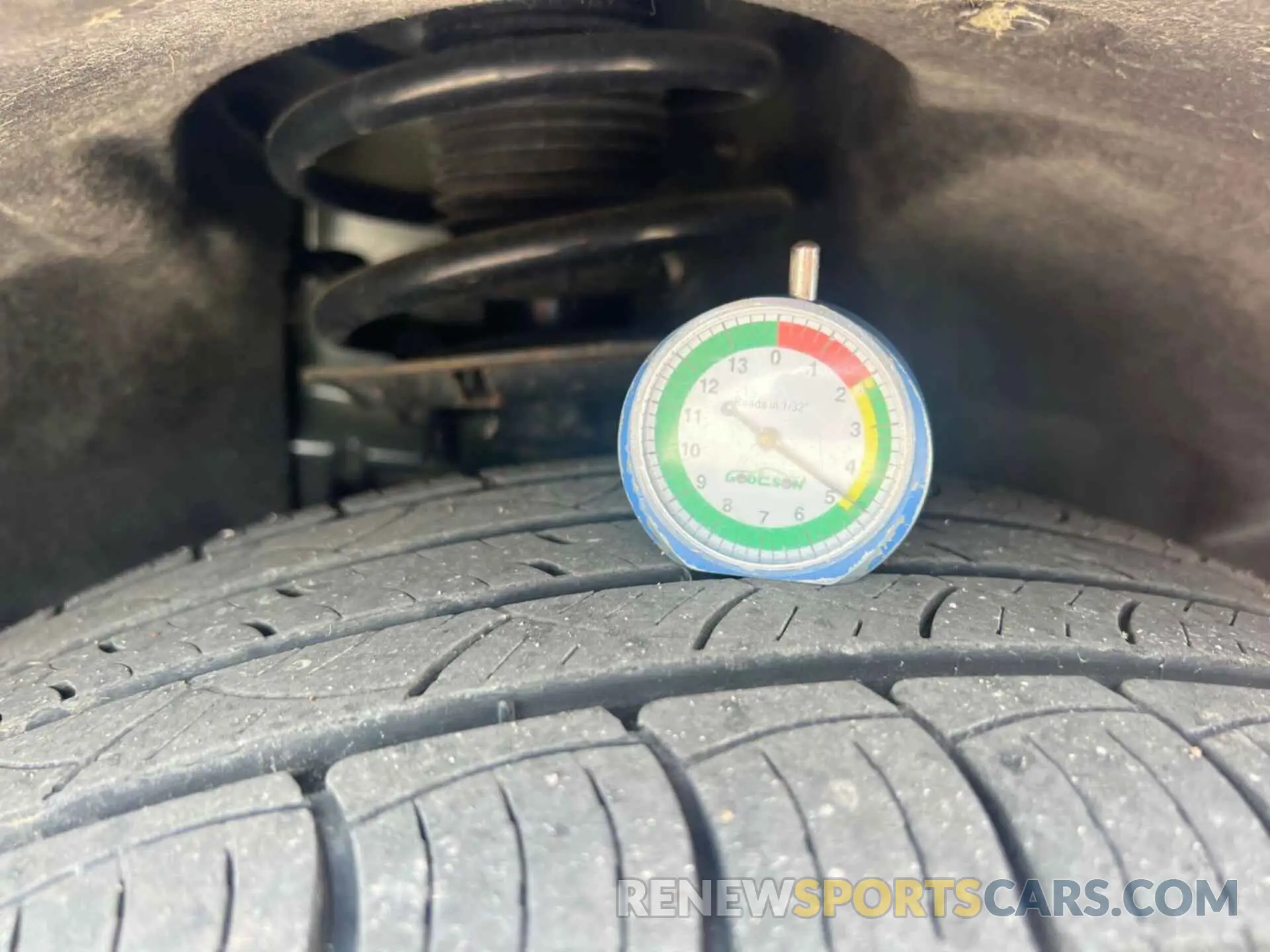 14 fotografías del automóvil dañado 2FMPK4G98NBA64843 FORD EDGE 2022