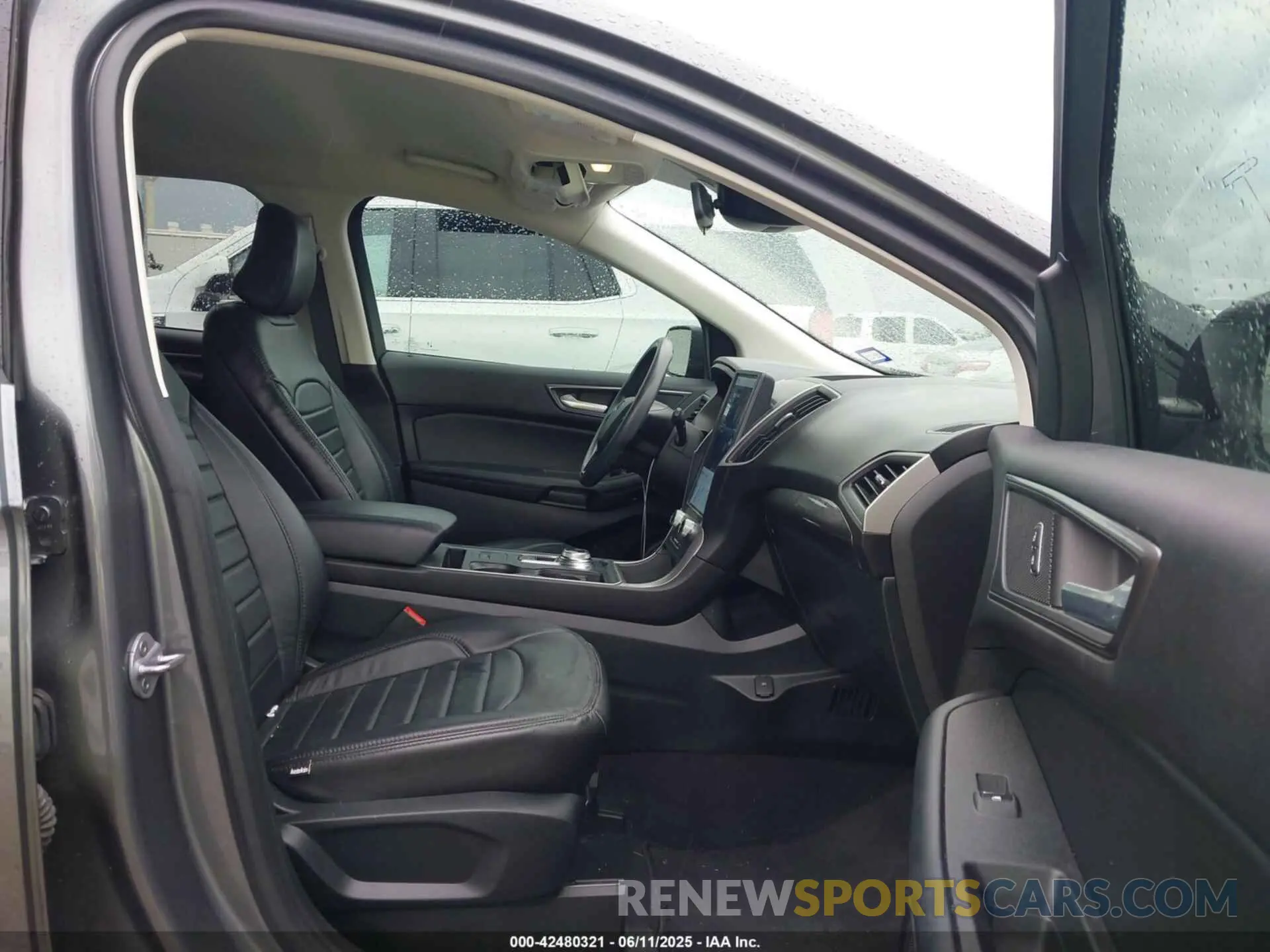 5 fotografías del automóvil dañado 2FMPK4G99NBA96068 FORD EDGE 2022