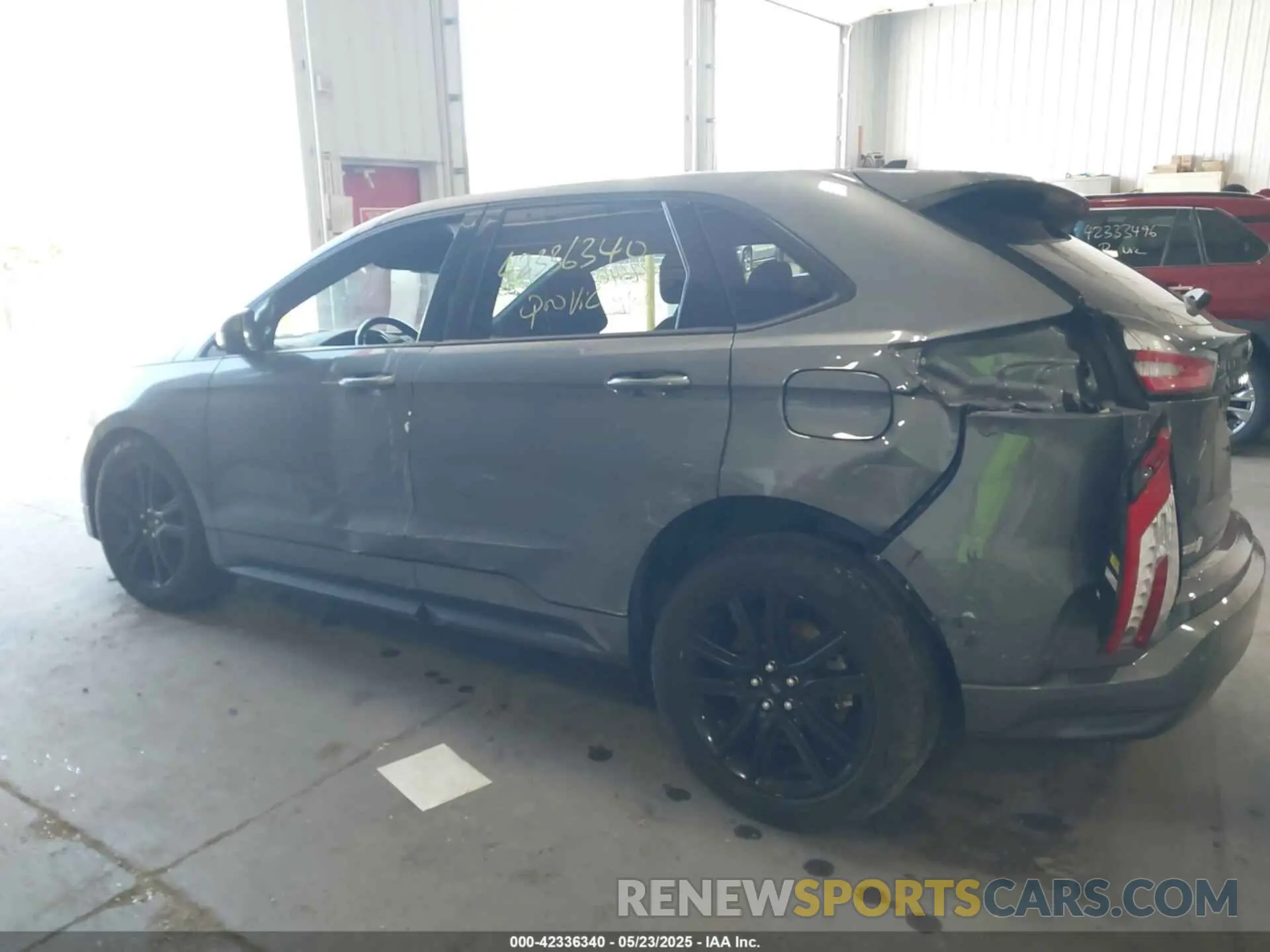 17 fotografías del automóvil dañado 2FMPK4J97NBA59710 FORD EDGE 2022