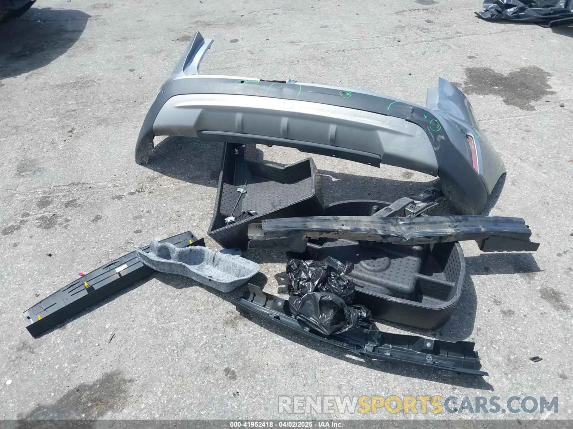 12 fotografías del automóvil dañado 2FMPK4J98NBA53639 FORD EDGE 2022