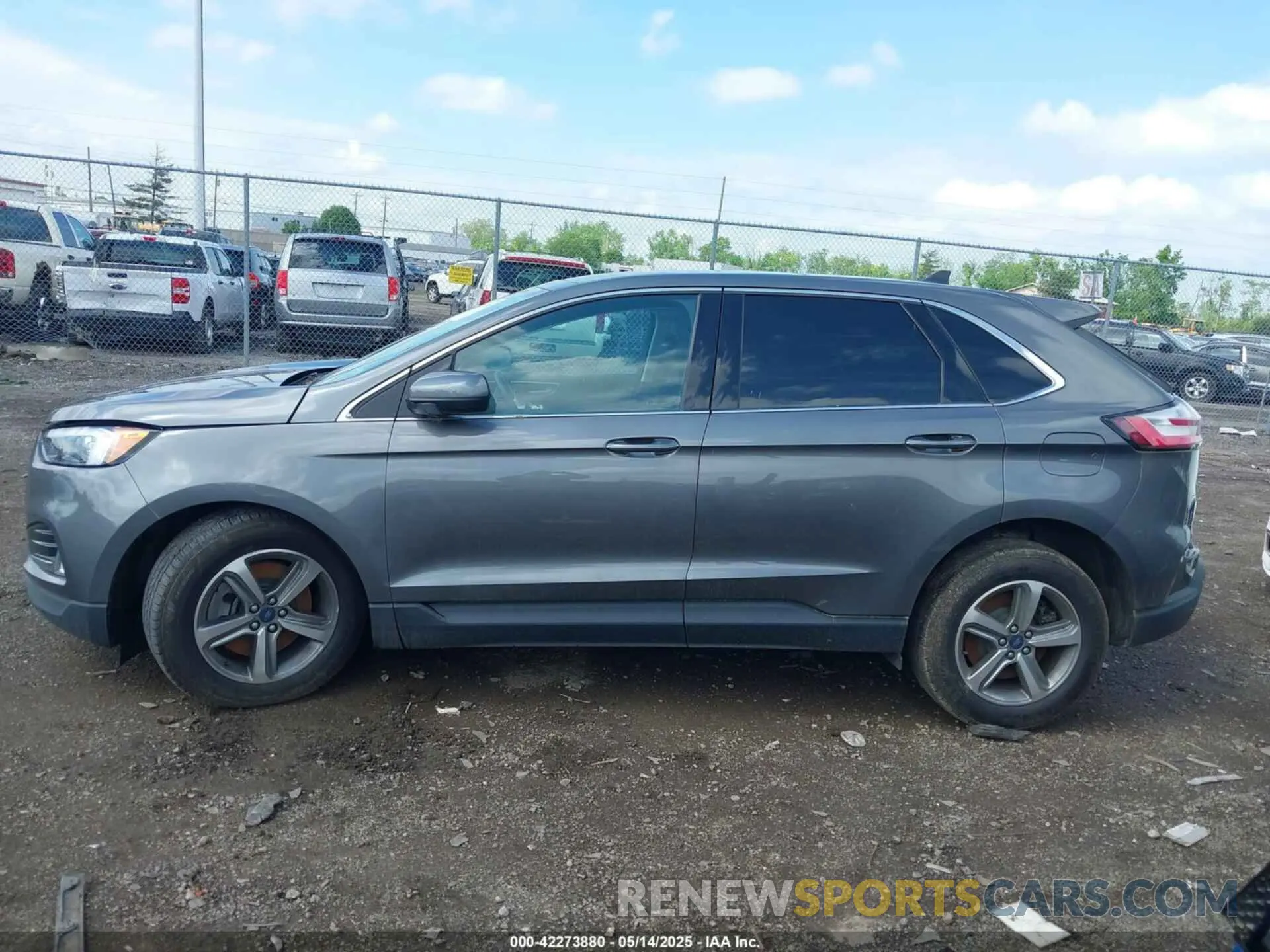 15 fotografías del automóvil dañado 2FMPK4J9XNBB11072 FORD EDGE 2022