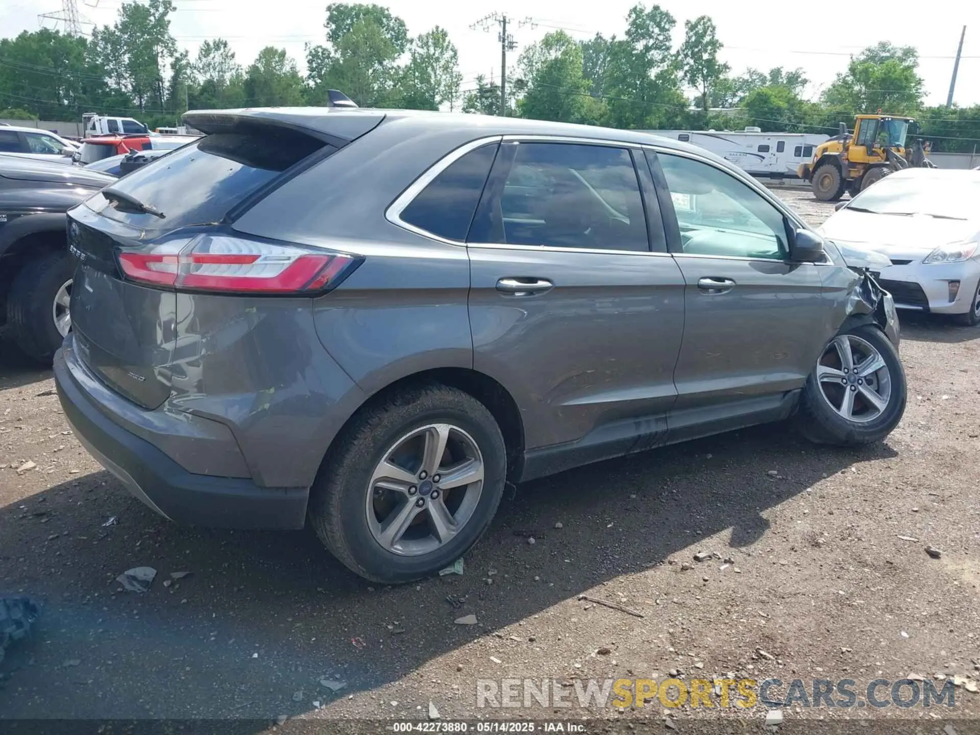 4 fotografías del automóvil dañado 2FMPK4J9XNBB11072 FORD EDGE 2022