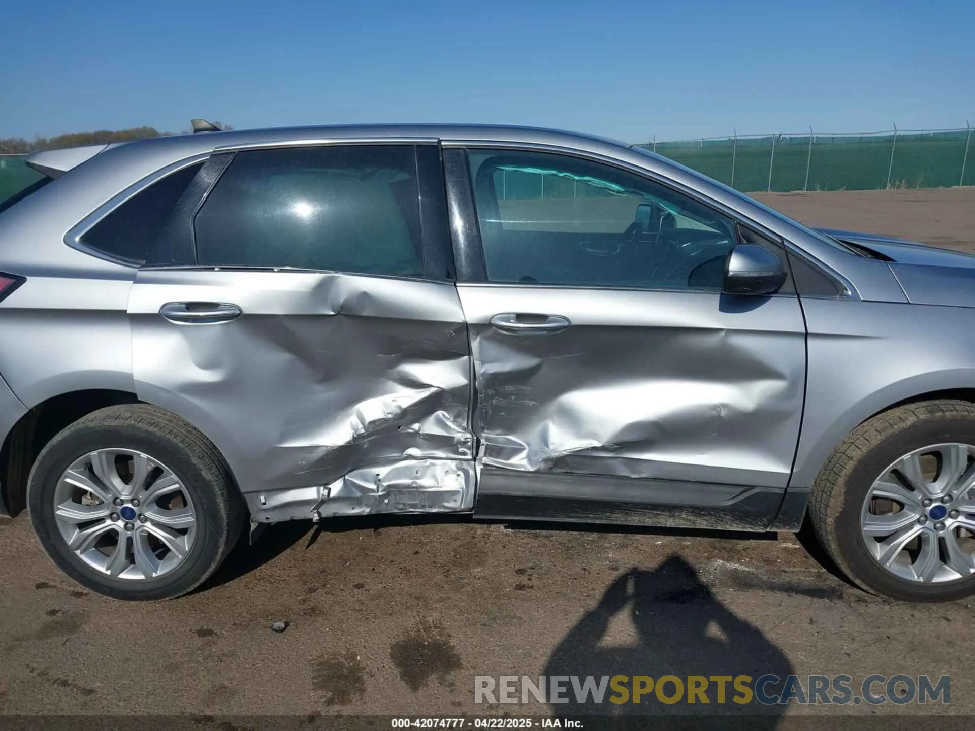13 fotografías del automóvil dañado 2FMPK4K95NBA33637 FORD EDGE 2022