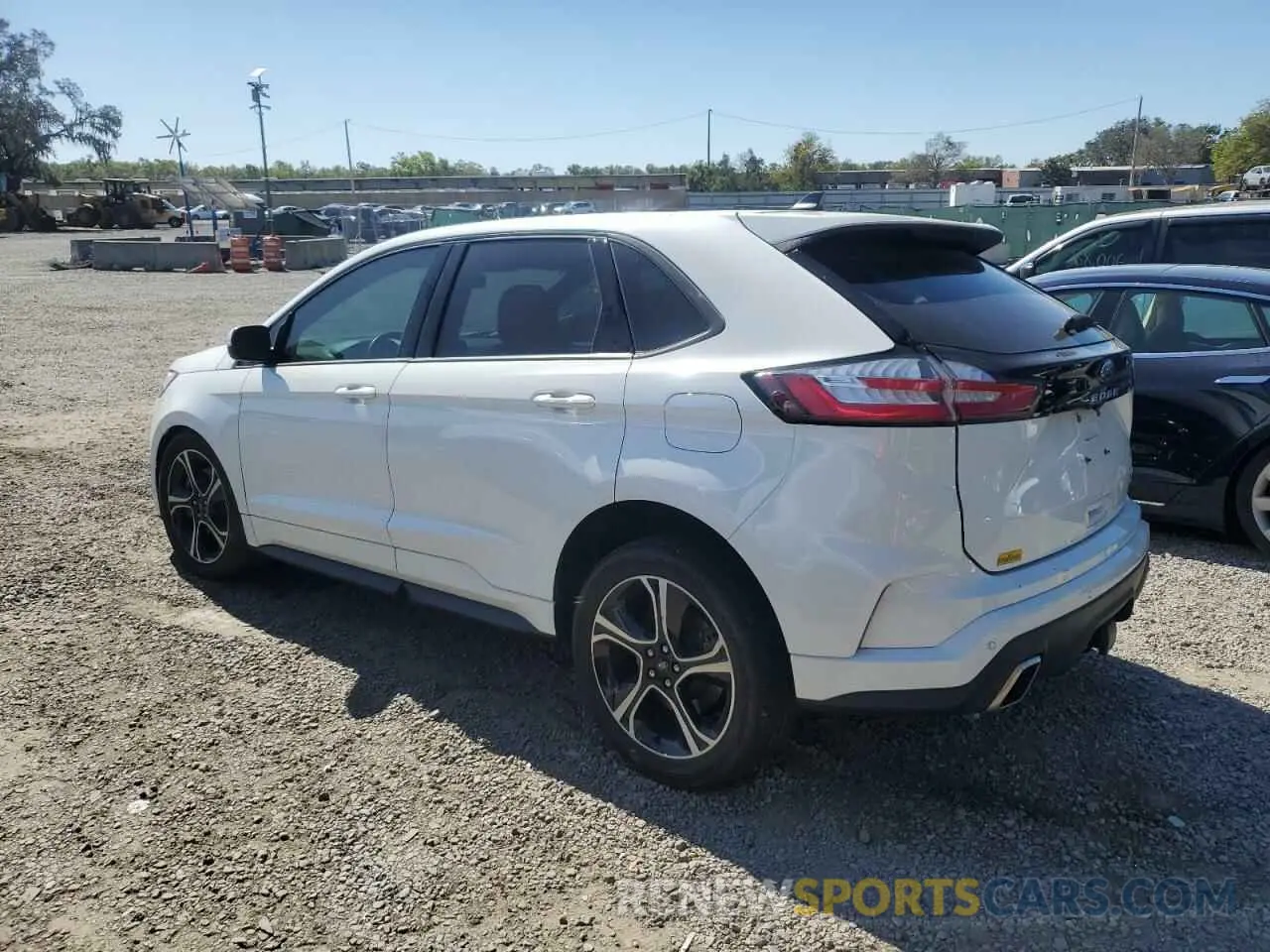 2 fotografías del automóvil dañado 2FMPK4AP2PBA09878 FORD EDGE 2023