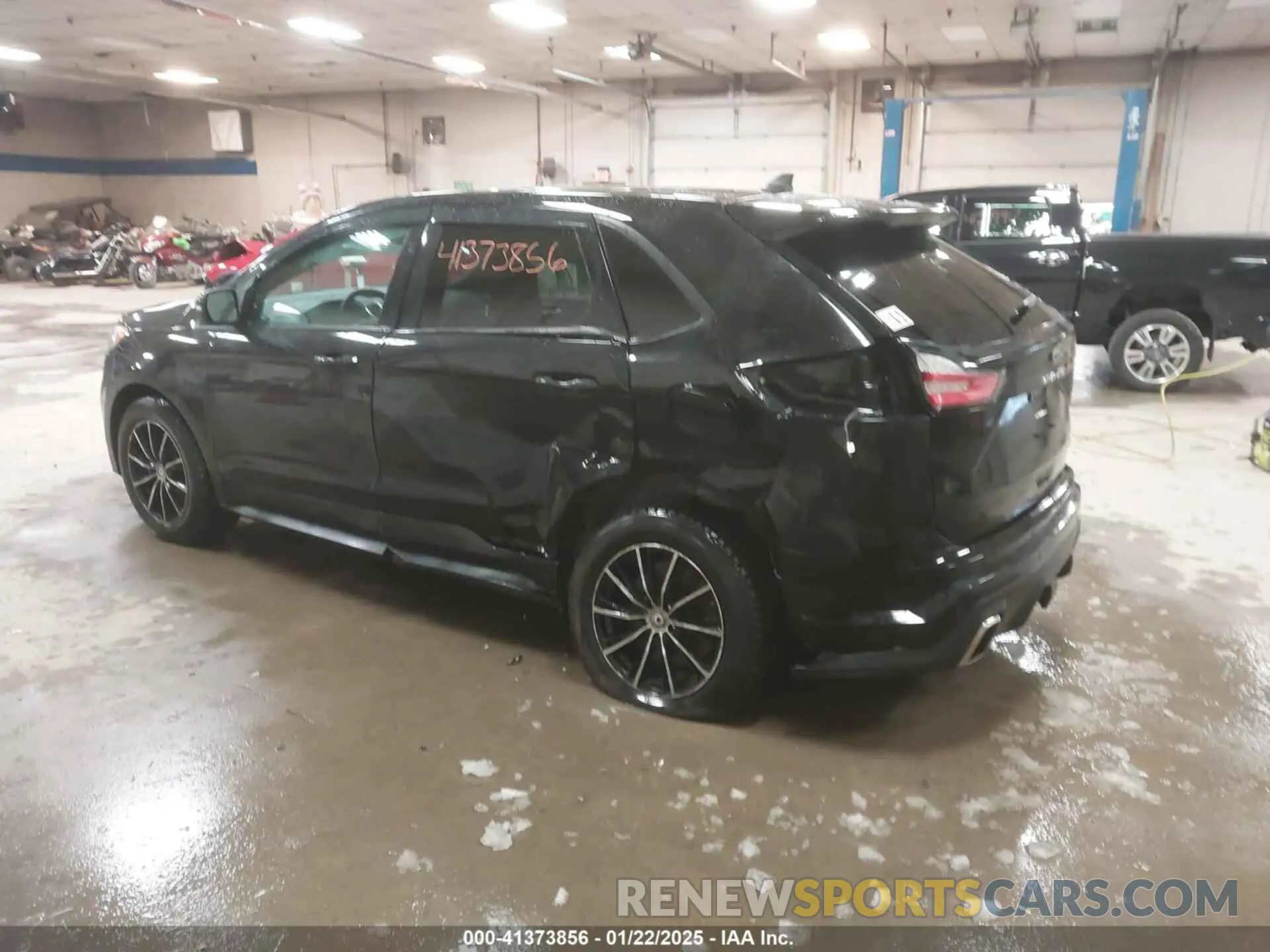 3 fotografías del automóvil dañado 2FMPK4AP6PBA06398 FORD EDGE 2023