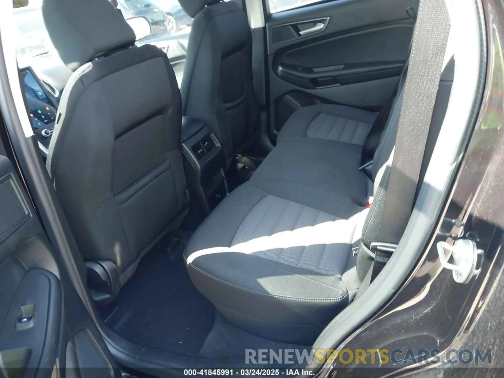 8 fotografías del automóvil dañado 2FMPK4G90PBA05532 FORD EDGE 2023