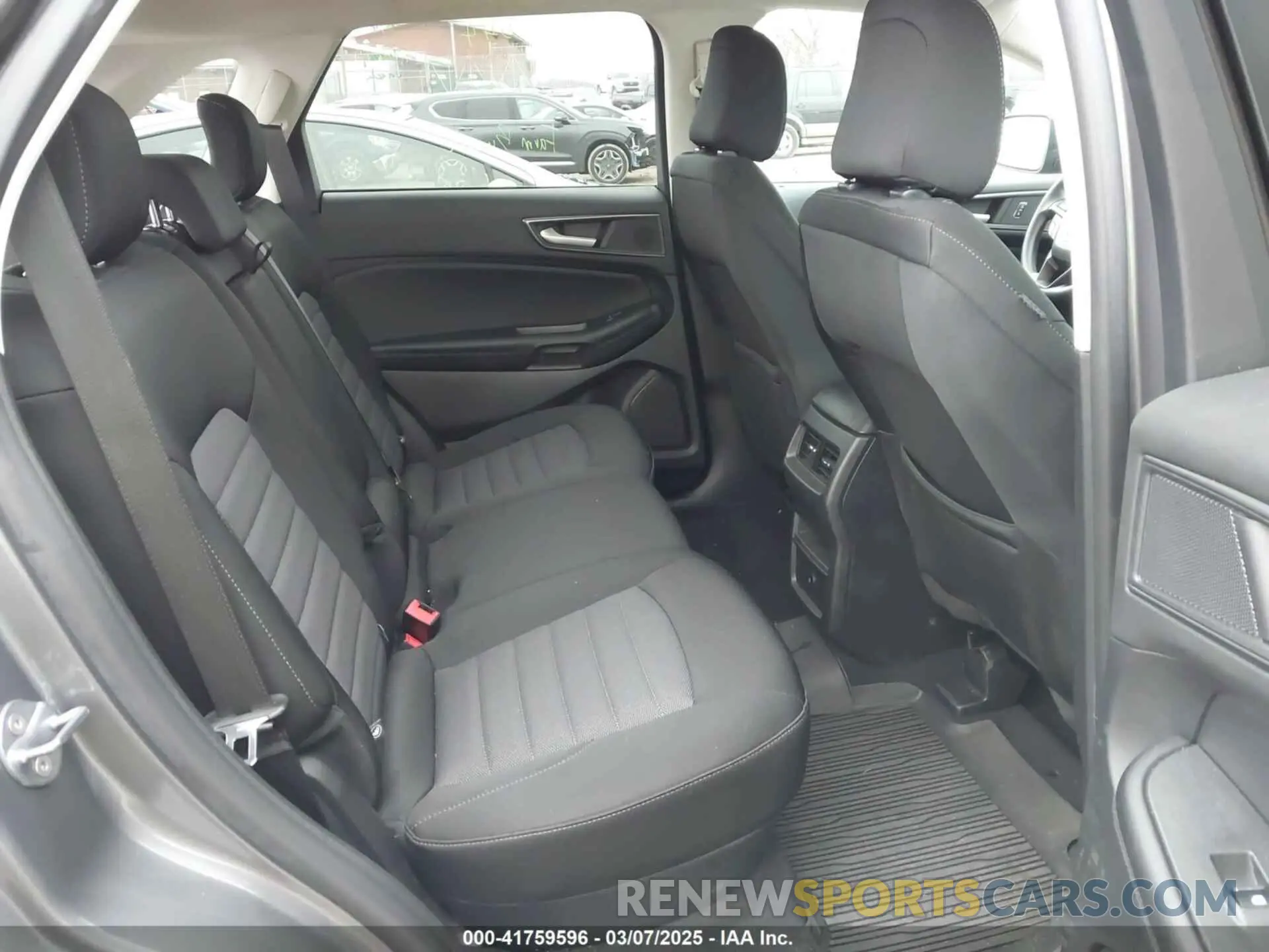 8 fotografías del automóvil dañado 2FMPK4G94PBA48724 FORD EDGE 2023