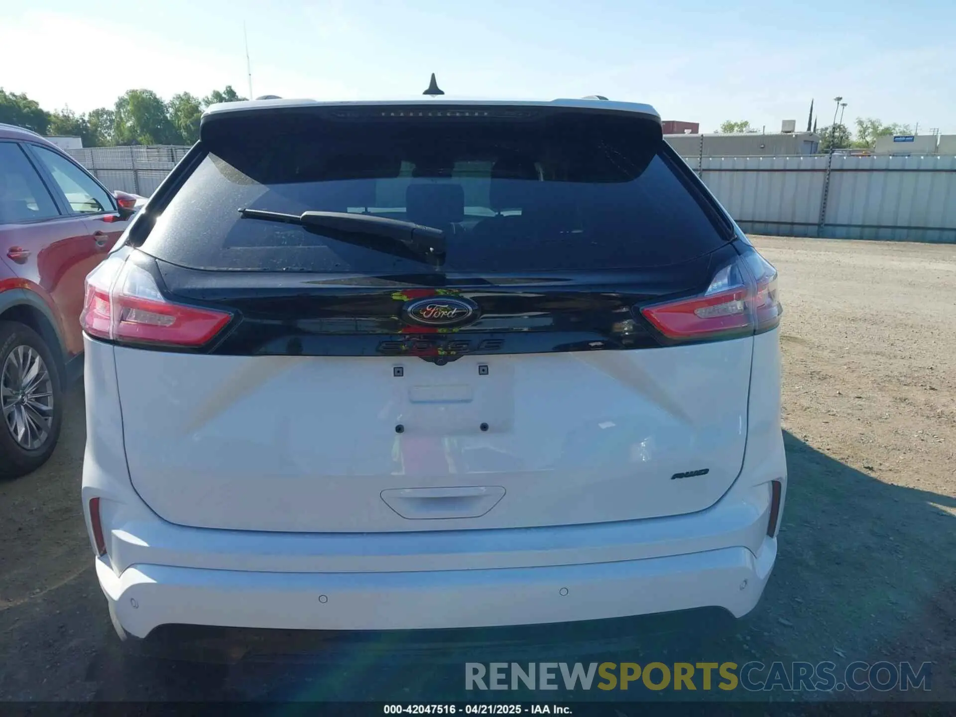 16 fotografías del automóvil dañado 2FMPK4G9XPBA08325 FORD EDGE 2023