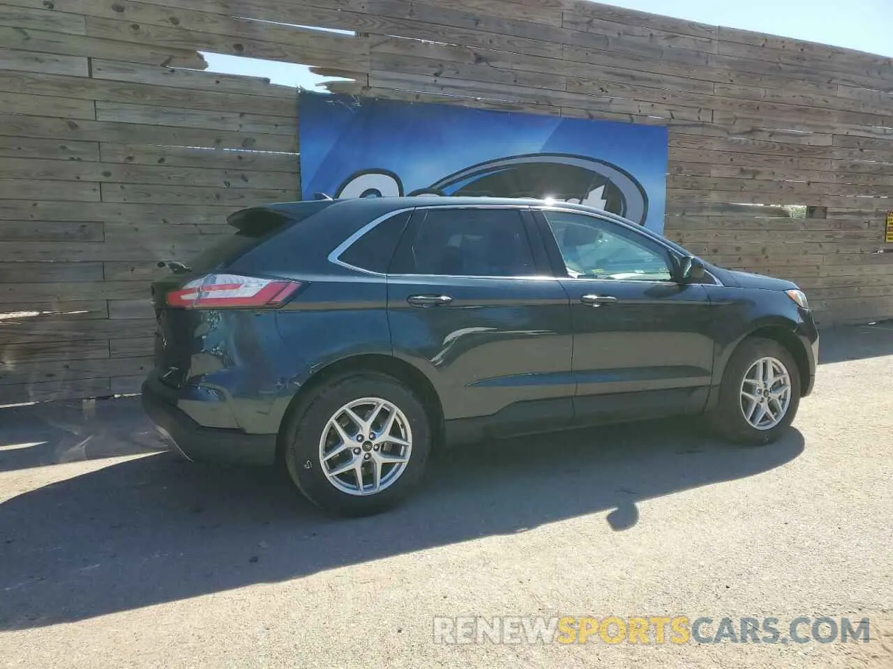 3 fotografías del automóvil dañado 2FMPK4J92PBA58919 FORD EDGE 2023