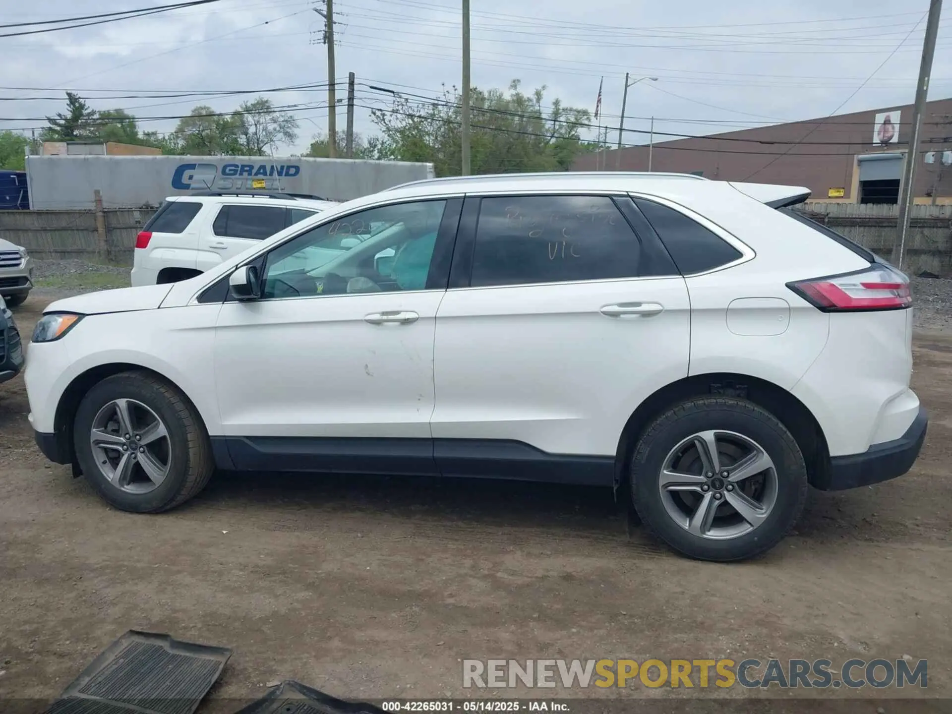 14 fotografías del automóvil dañado 2FMPK4J93PBA52725 FORD EDGE 2023