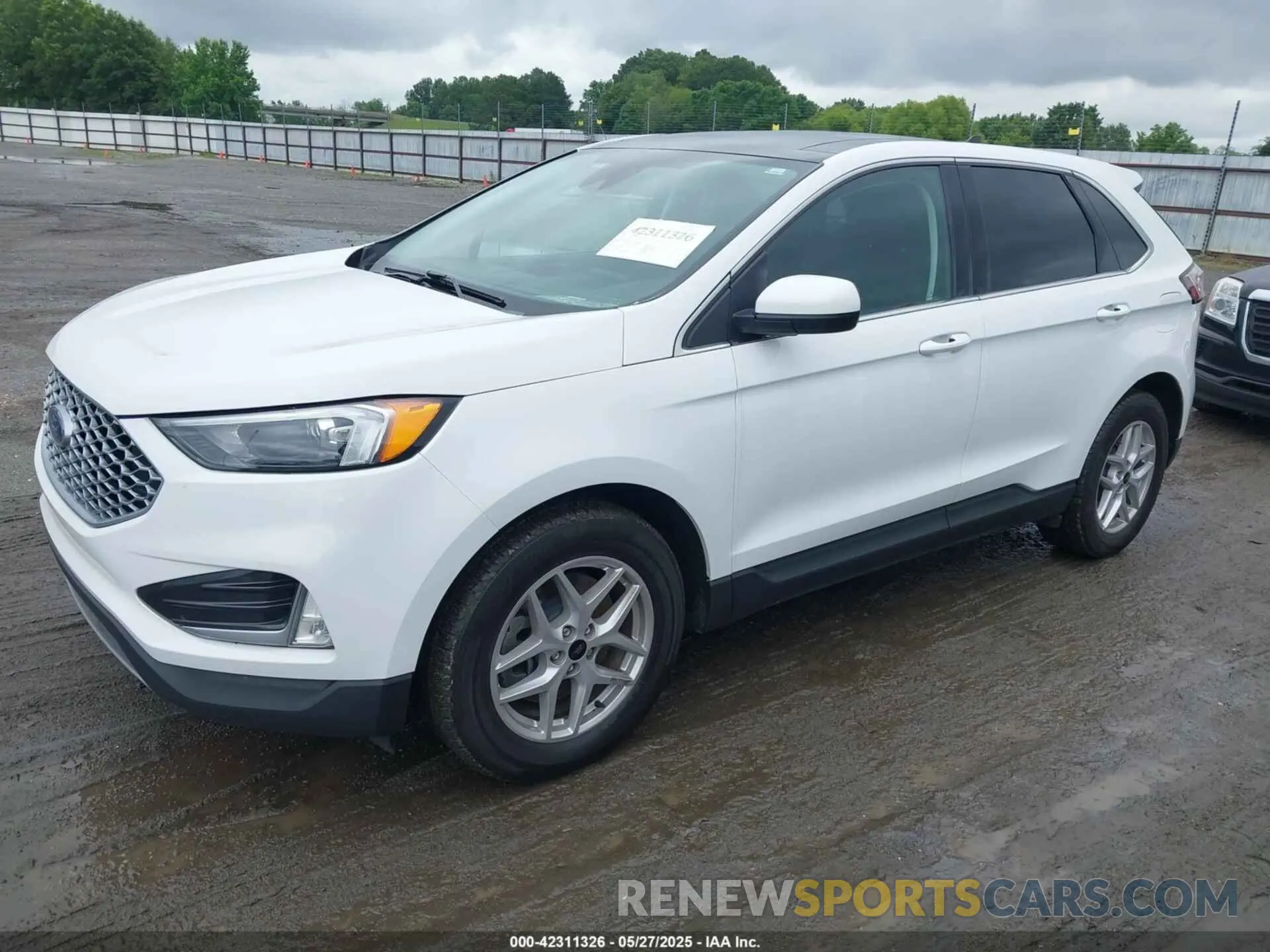 2 fotografías del automóvil dañado 2FMPK4J96PBA35014 FORD EDGE 2023