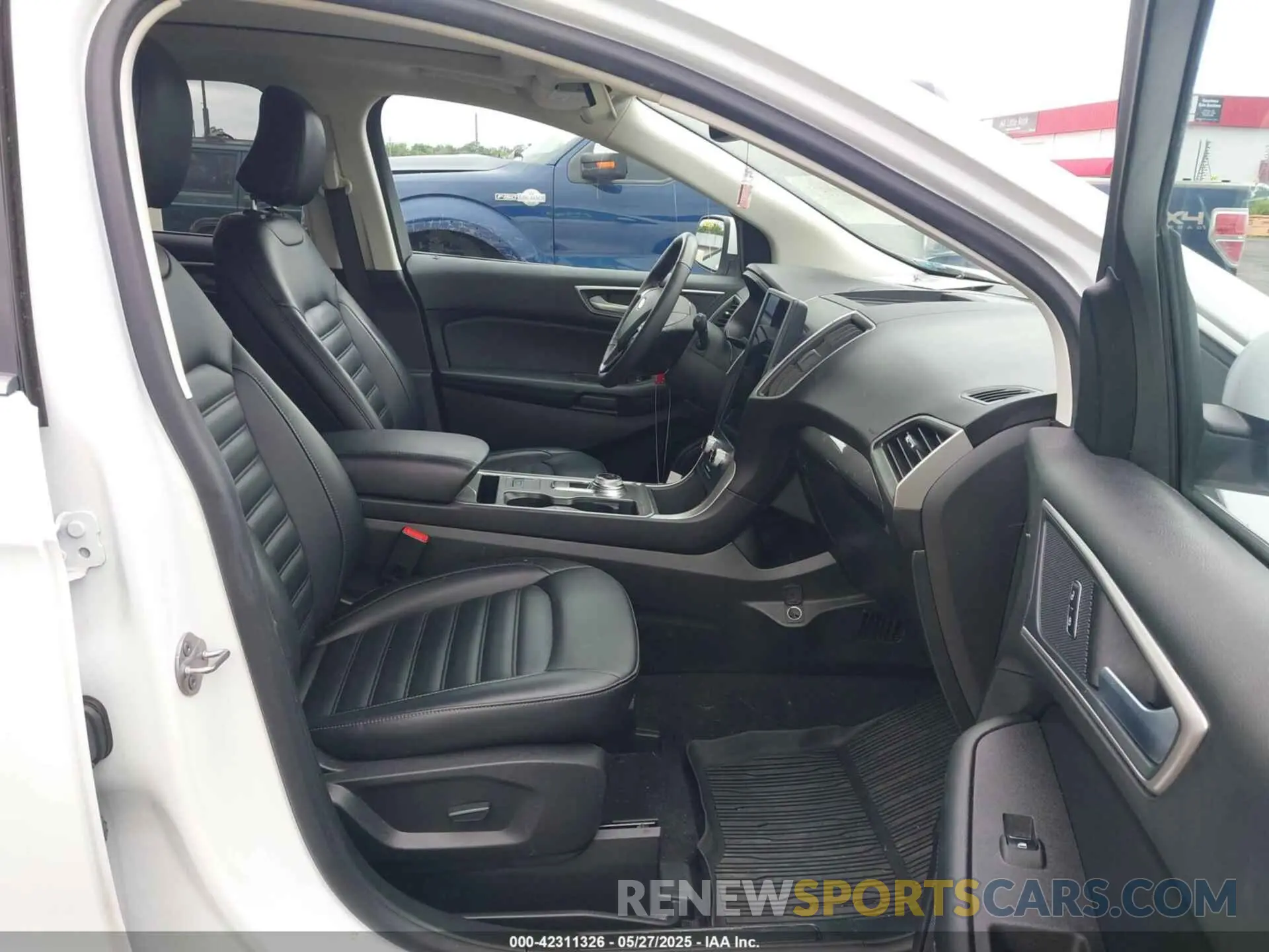 5 fotografías del automóvil dañado 2FMPK4J96PBA35014 FORD EDGE 2023