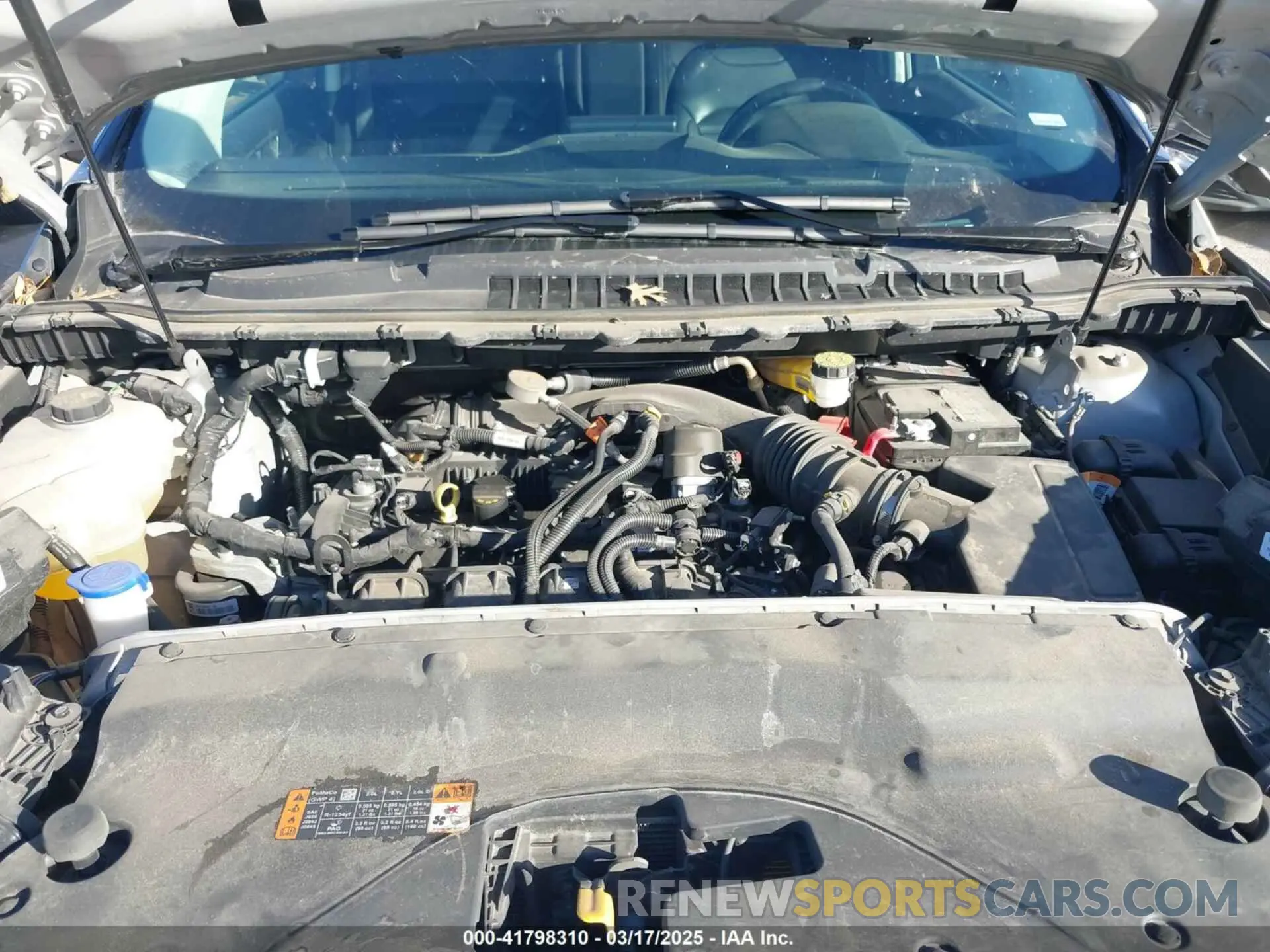 10 fotografías del automóvil dañado 2FMPK4J9XPBA38501 FORD EDGE 2023