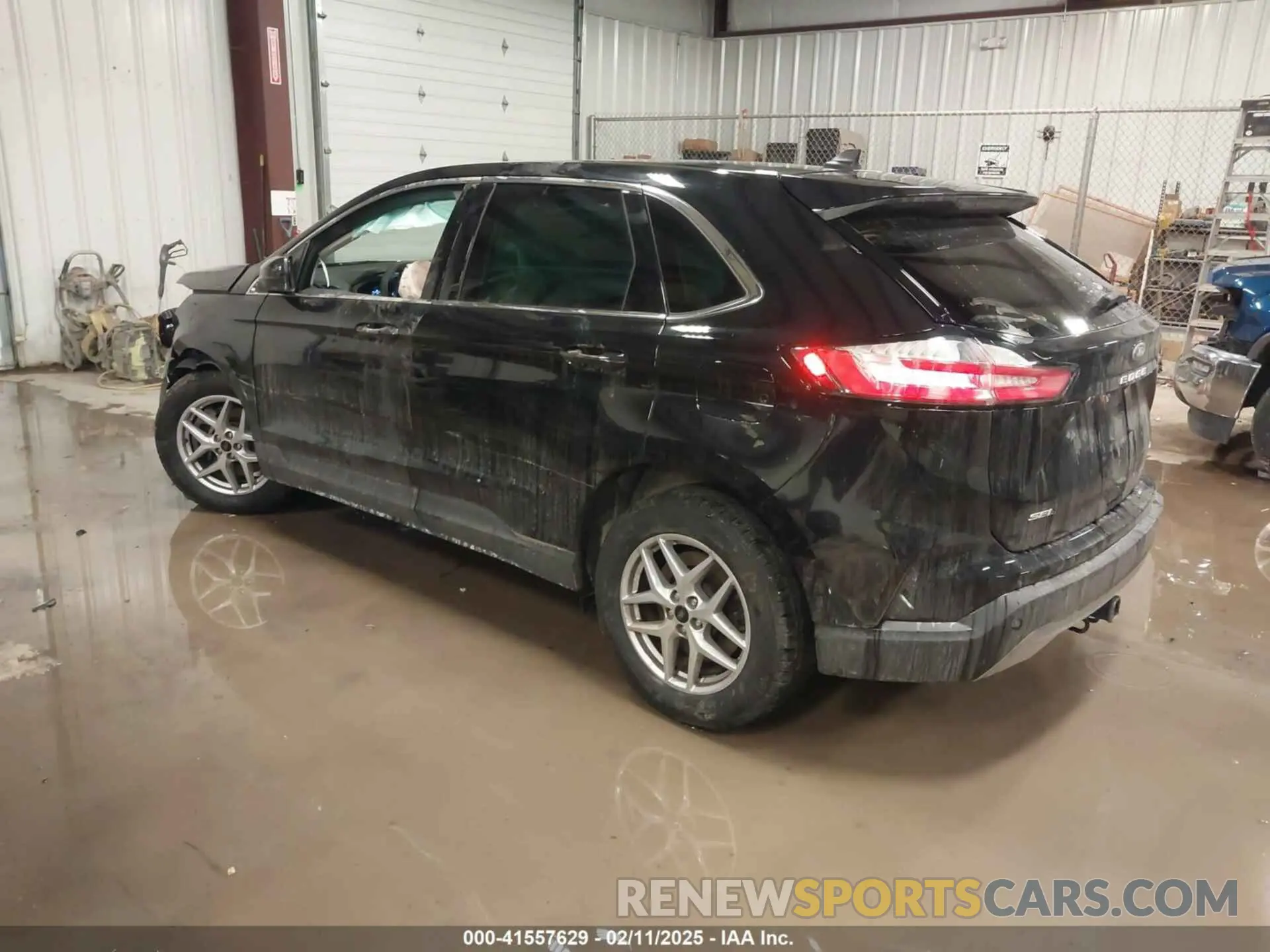 3 fotografías del automóvil dañado 2FMPK4J9XPBA41401 FORD EDGE 2023