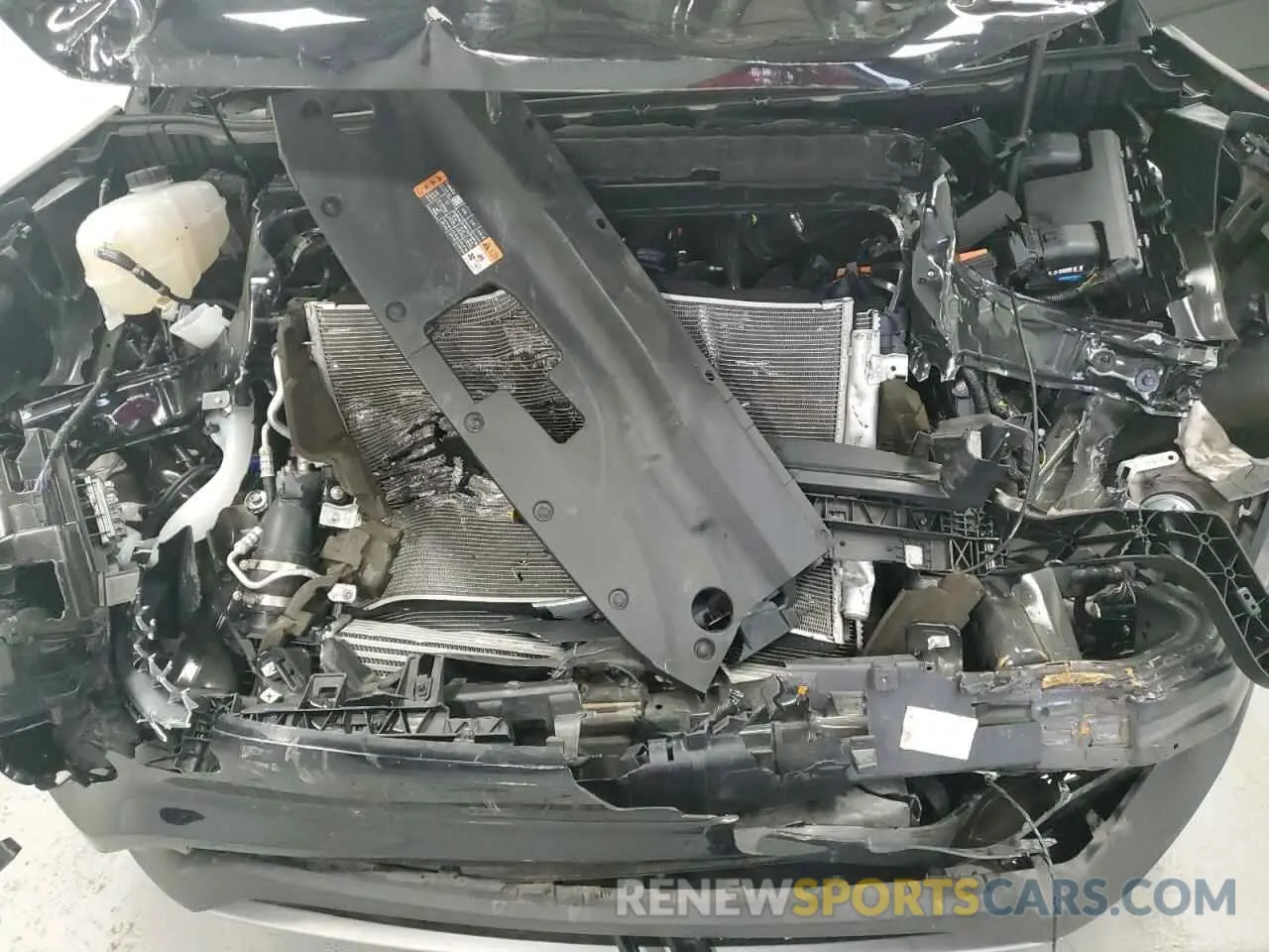 12 fotografías del automóvil dañado 2FMPK4J9XPBA46971 FORD EDGE 2023