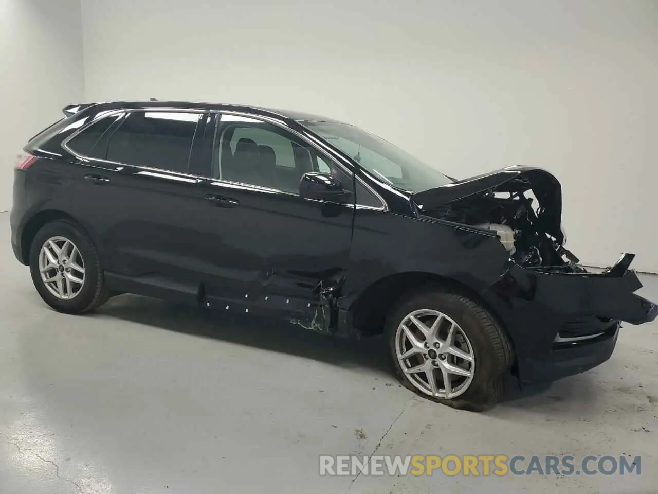 4 fotografías del automóvil dañado 2FMPK4J9XPBA46971 FORD EDGE 2023