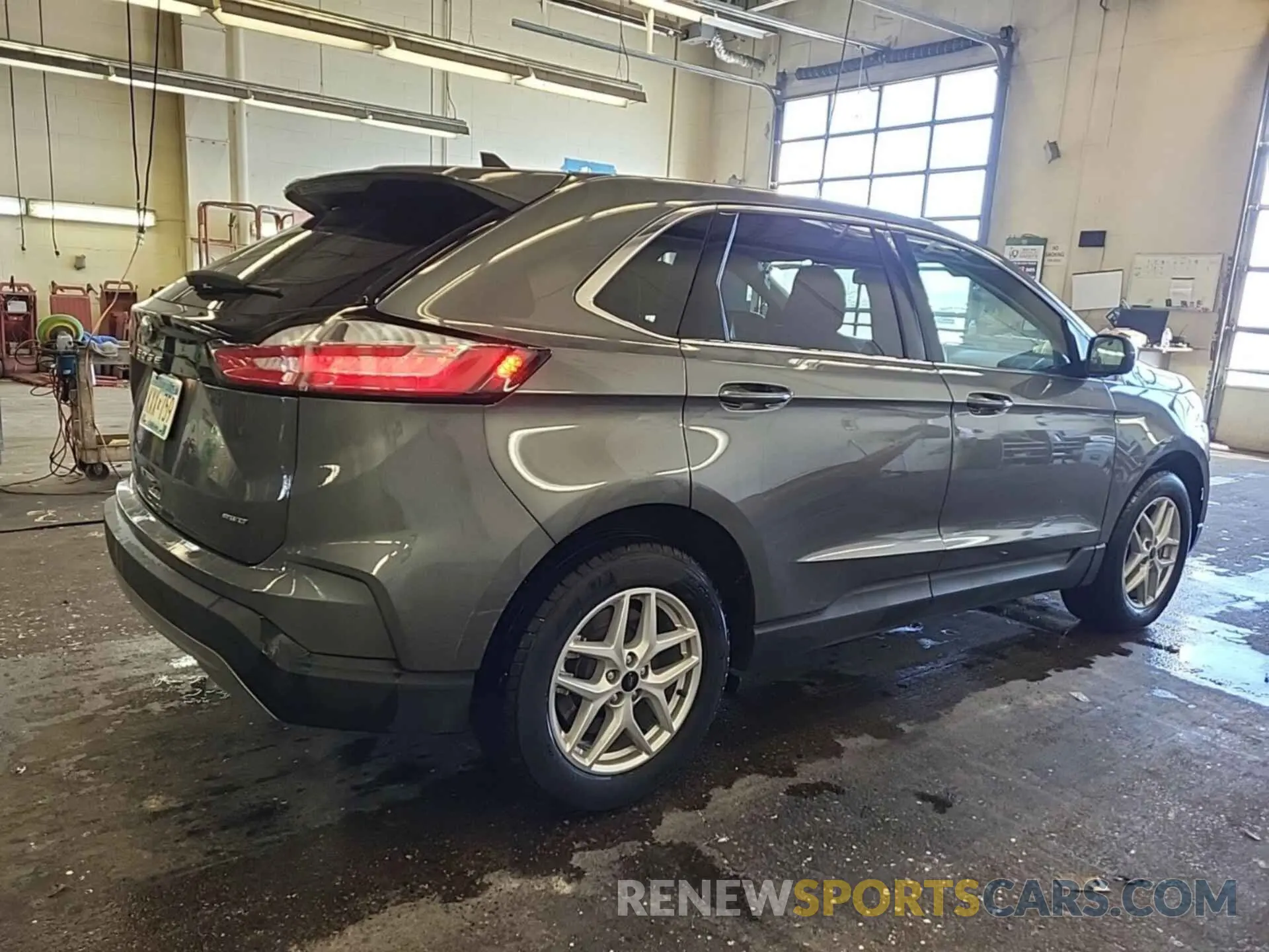 12 fotografías del automóvil dañado 2FMPK4J9XPBA61258 FORD EDGE 2023