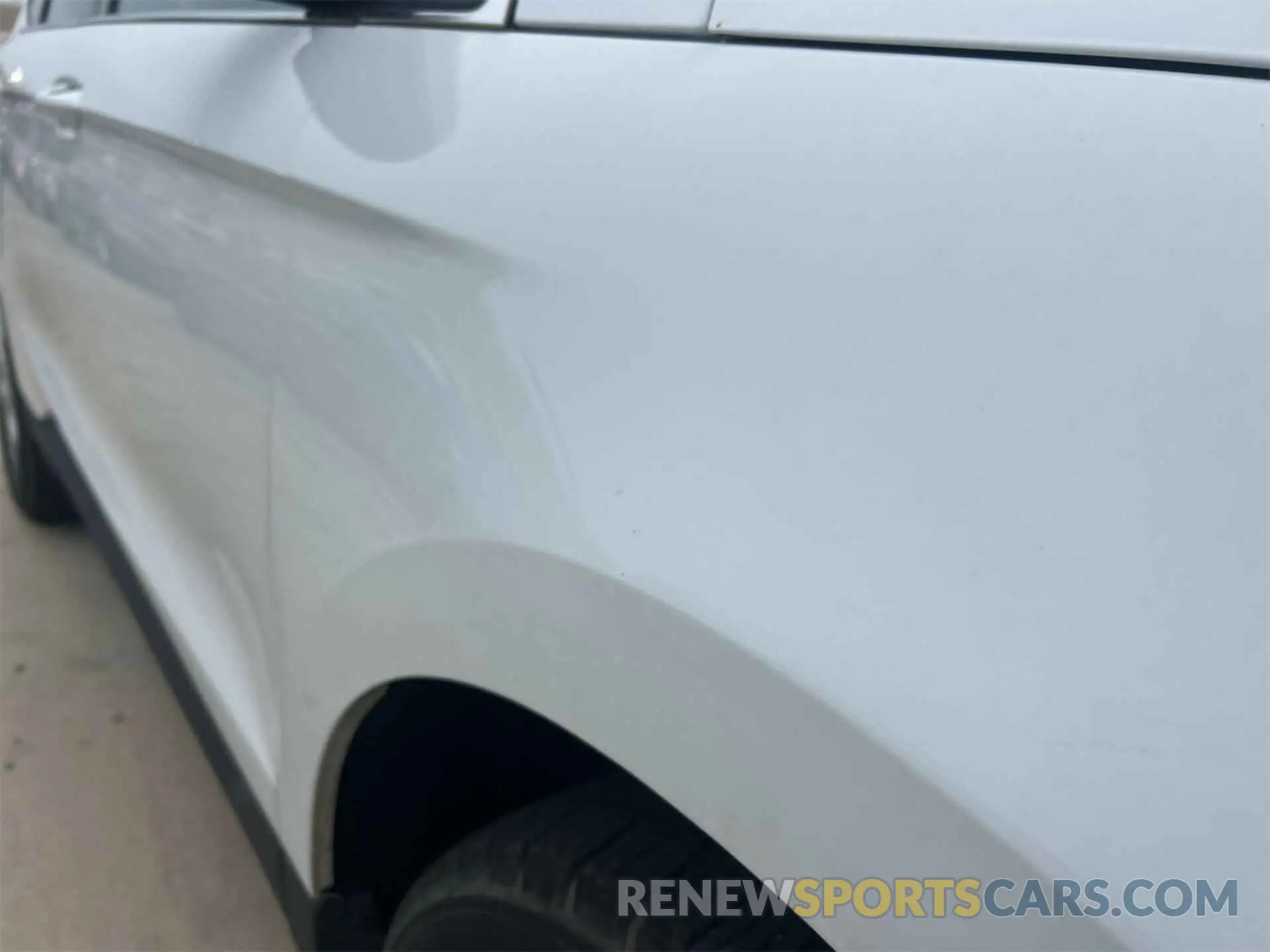 3 fotografías del automóvil dañado 2FMPK4J9XPBA61261 FORD EDGE 2023