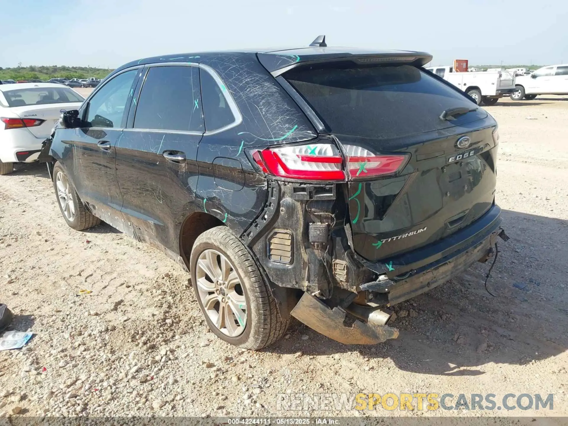 17 fotografías del automóvil dañado 2FMPK4K99PBA58026 FORD EDGE 2023