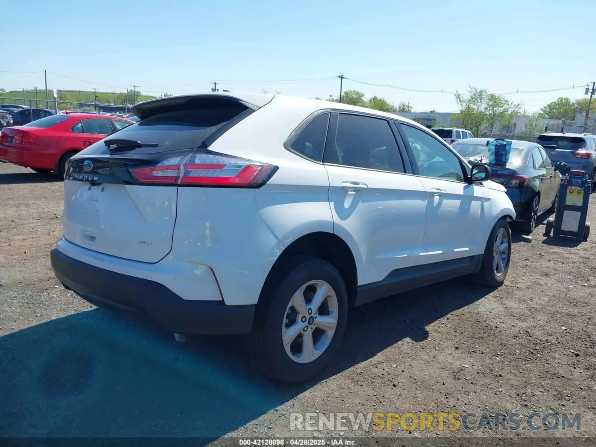 4 fotografías del automóvil dañado 2FMPK4G90RBB24765 FORD EDGE 2024