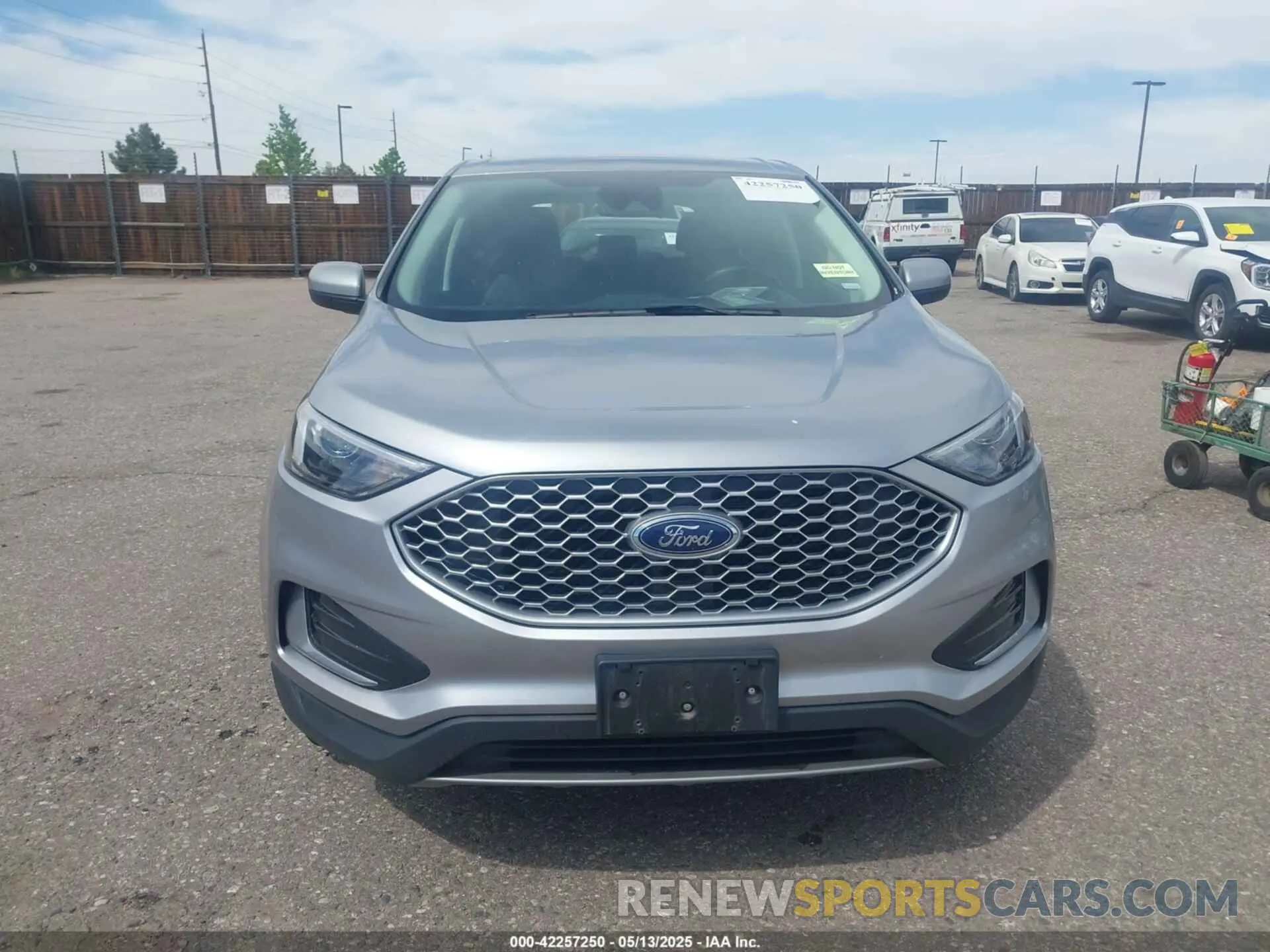 12 fotografías del automóvil dañado 2FMPK4J90RBA48652 FORD EDGE 2024