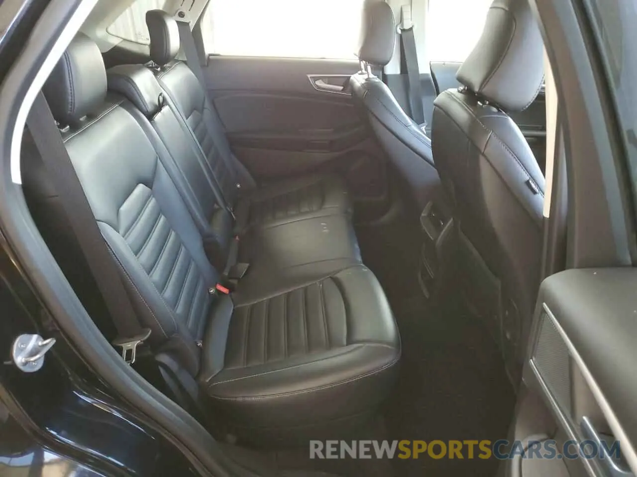 11 fotografías del automóvil dañado 2FMPK4J90RBA71381 FORD EDGE 2024
