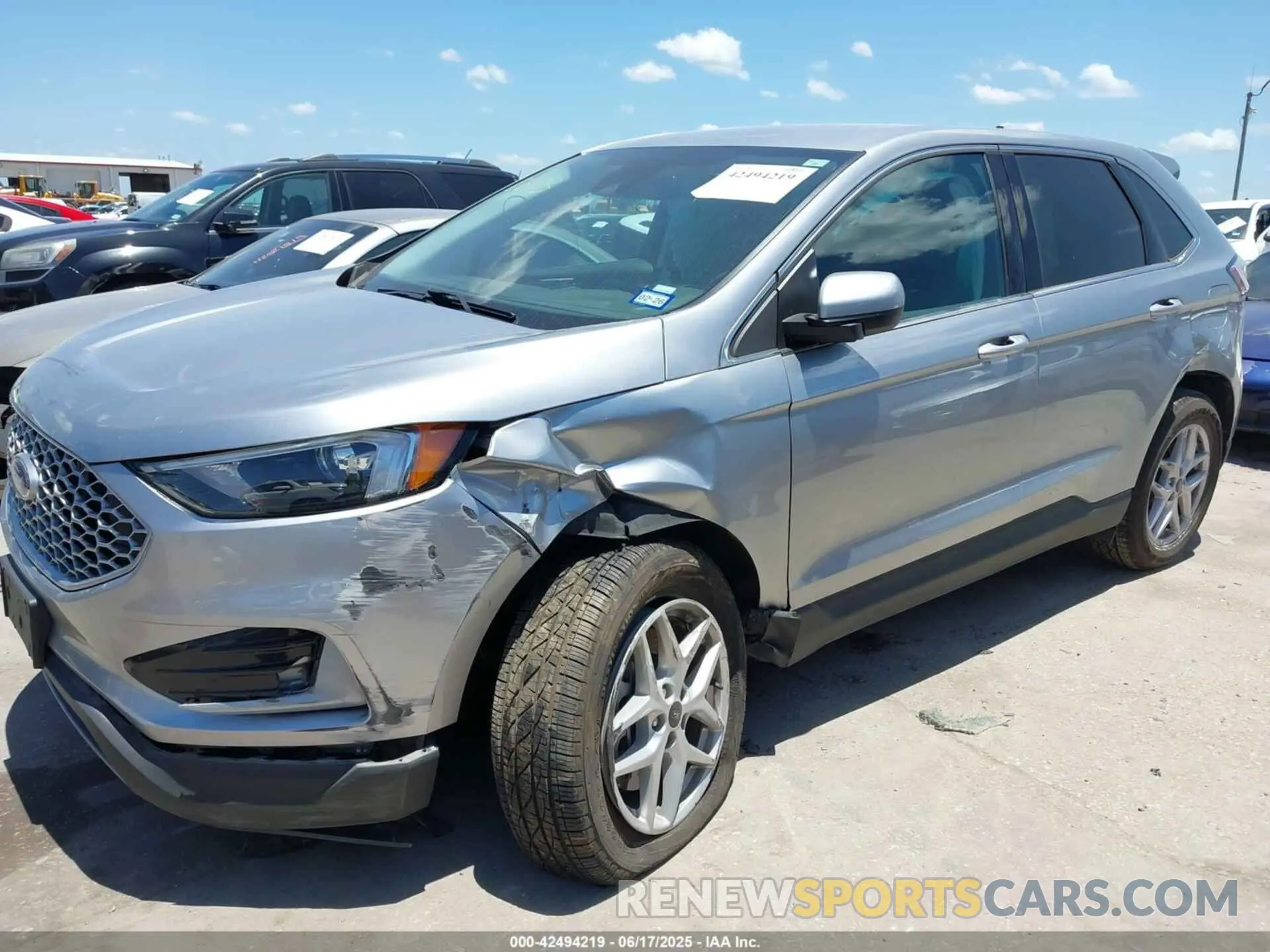 2 fotografías del automóvil dañado 2FMPK4J90RBA77925 FORD EDGE 2024