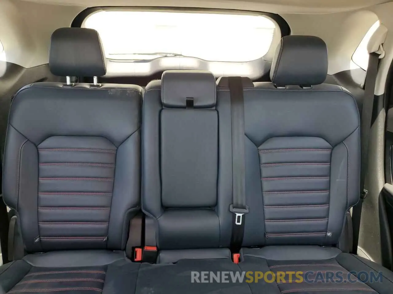 10 fotografías del automóvil dañado 2FMPK4J91RBA45095 FORD EDGE 2024