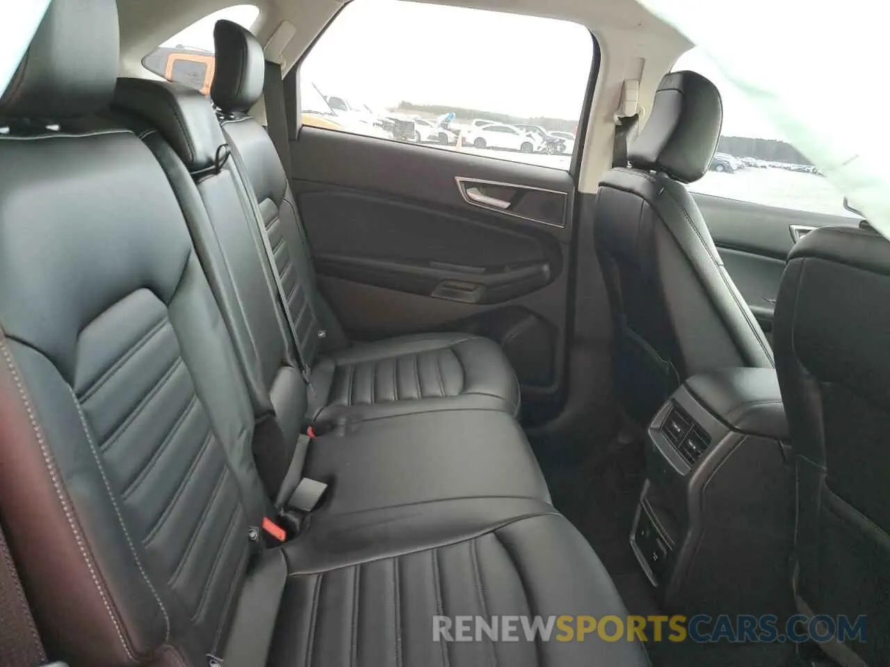11 fotografías del automóvil dañado 2FMPK4J94RBA13676 FORD EDGE 2024