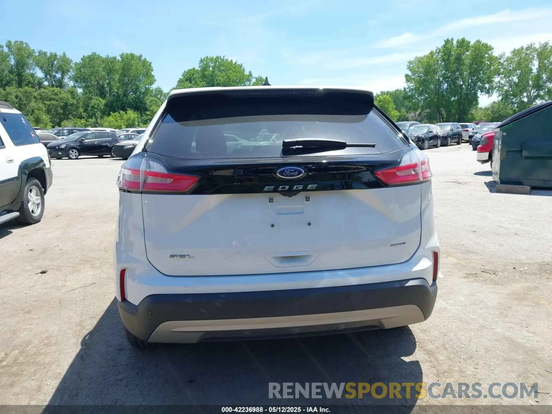 16 fotografías del automóvil dañado 2FMPK4J94RBA99457 FORD EDGE 2024