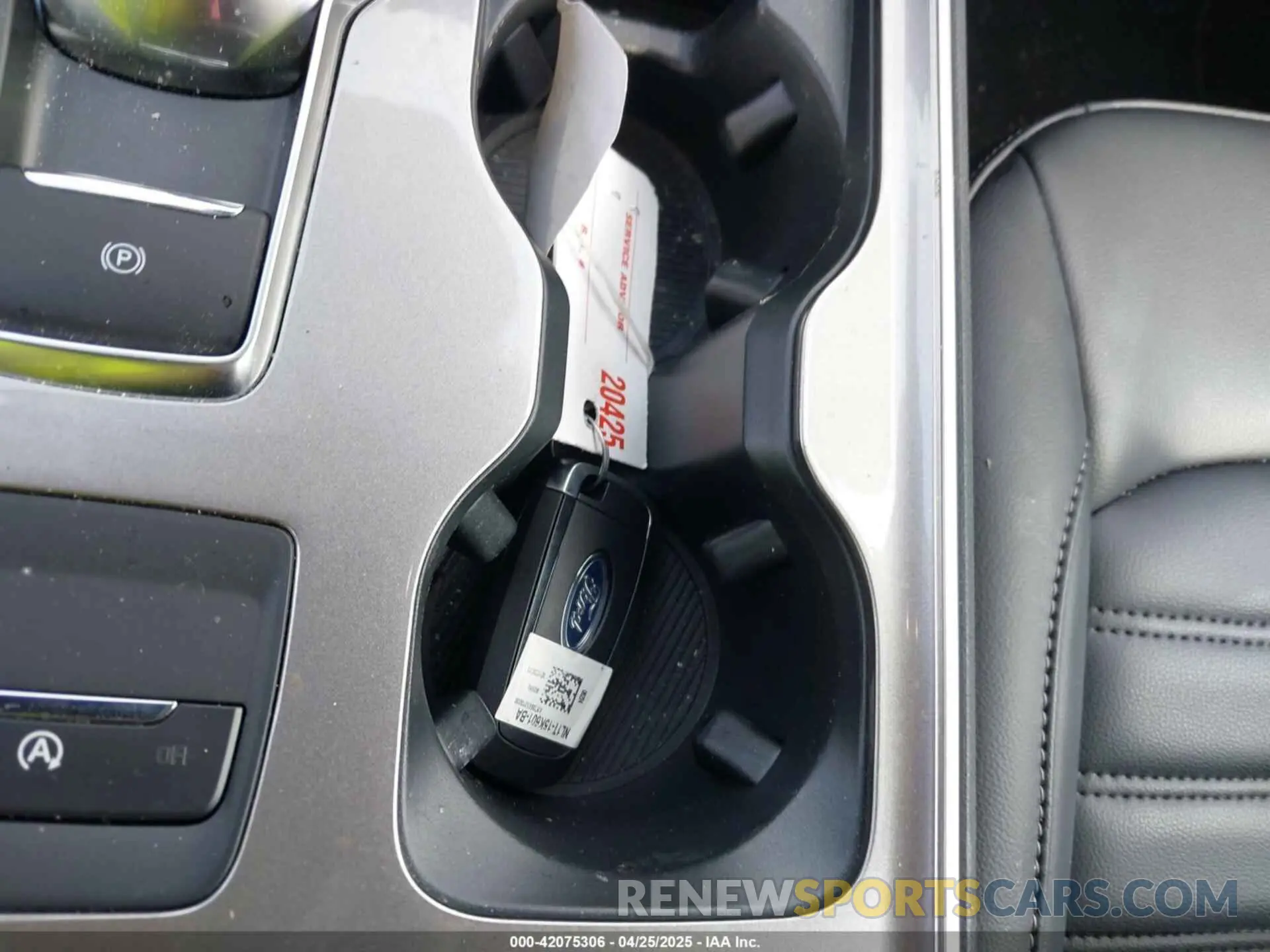 11 fotografías del automóvil dañado 2FMPK4J94RBB10960 FORD EDGE 2024