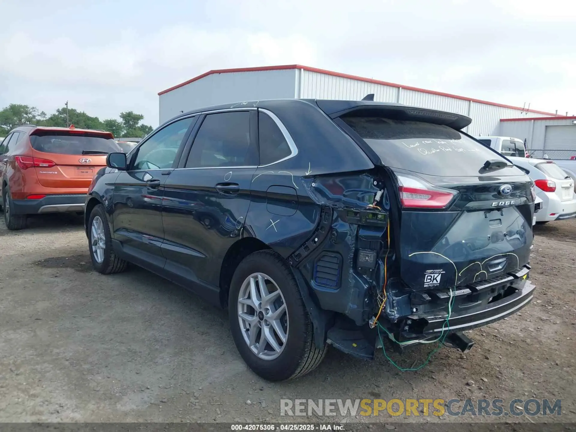 3 fotografías del automóvil dañado 2FMPK4J94RBB10960 FORD EDGE 2024