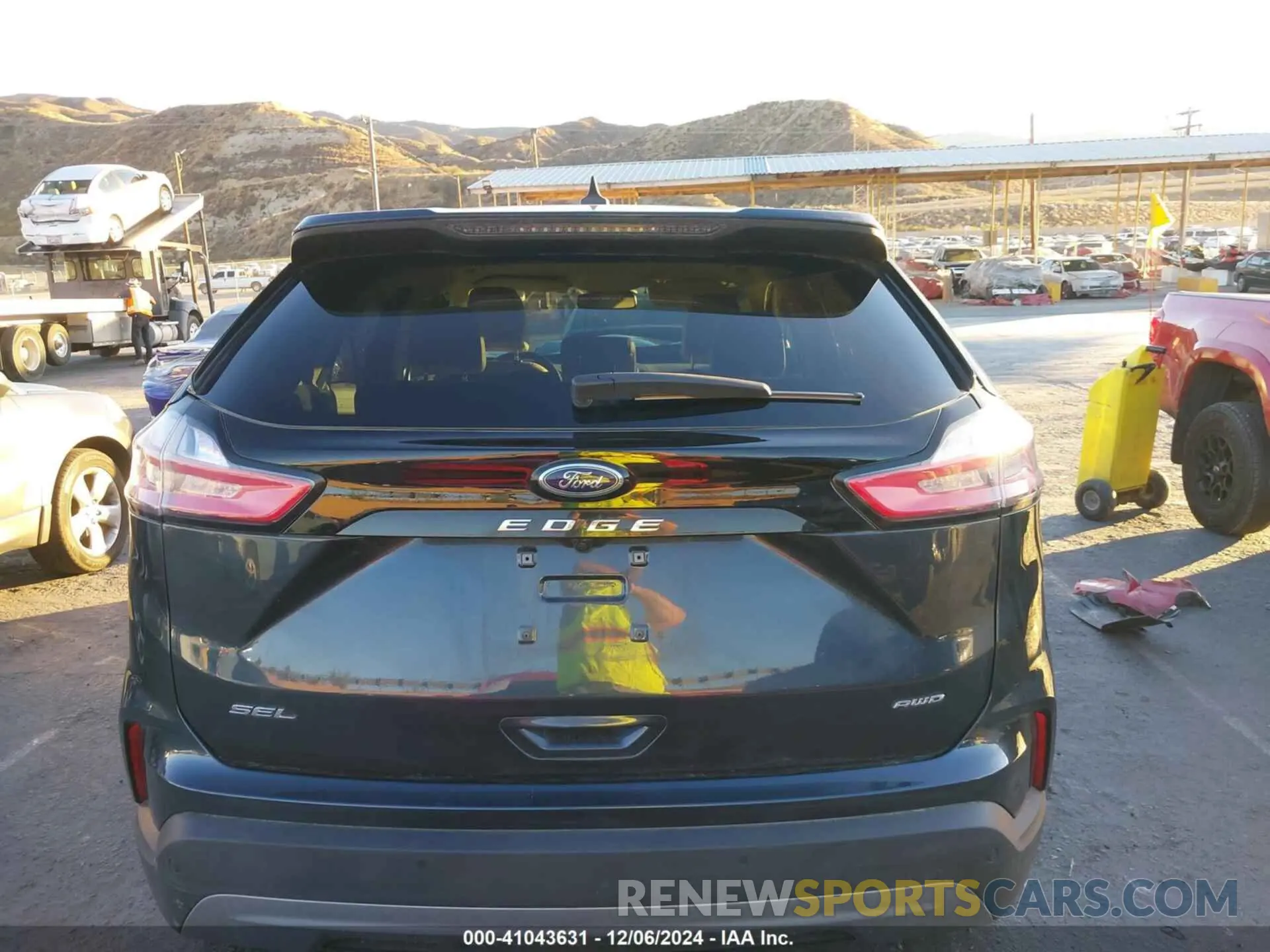 16 fotografías del automóvil dañado 2FMPK4J95RBA26842 FORD EDGE 2024