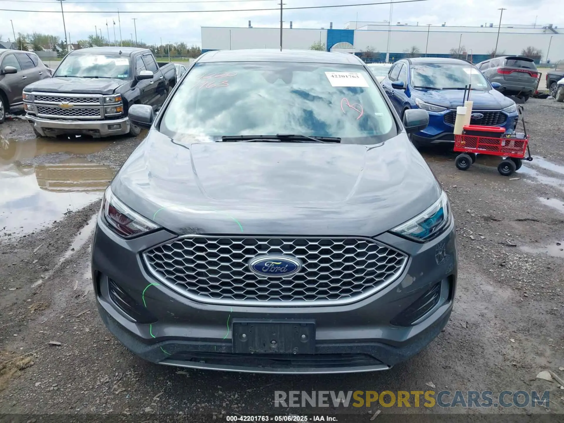12 fotografías del automóvil dañado 2FMPK4J95RBA98916 FORD EDGE 2024