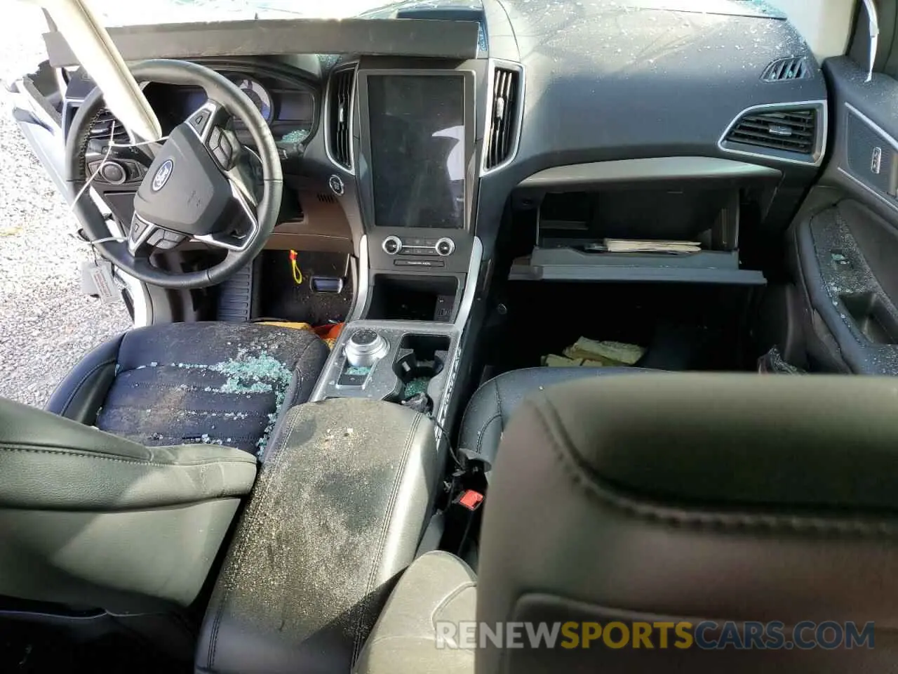 8 fotografías del automóvil dañado 2FMPK4J96RBA88735 FORD EDGE 2024