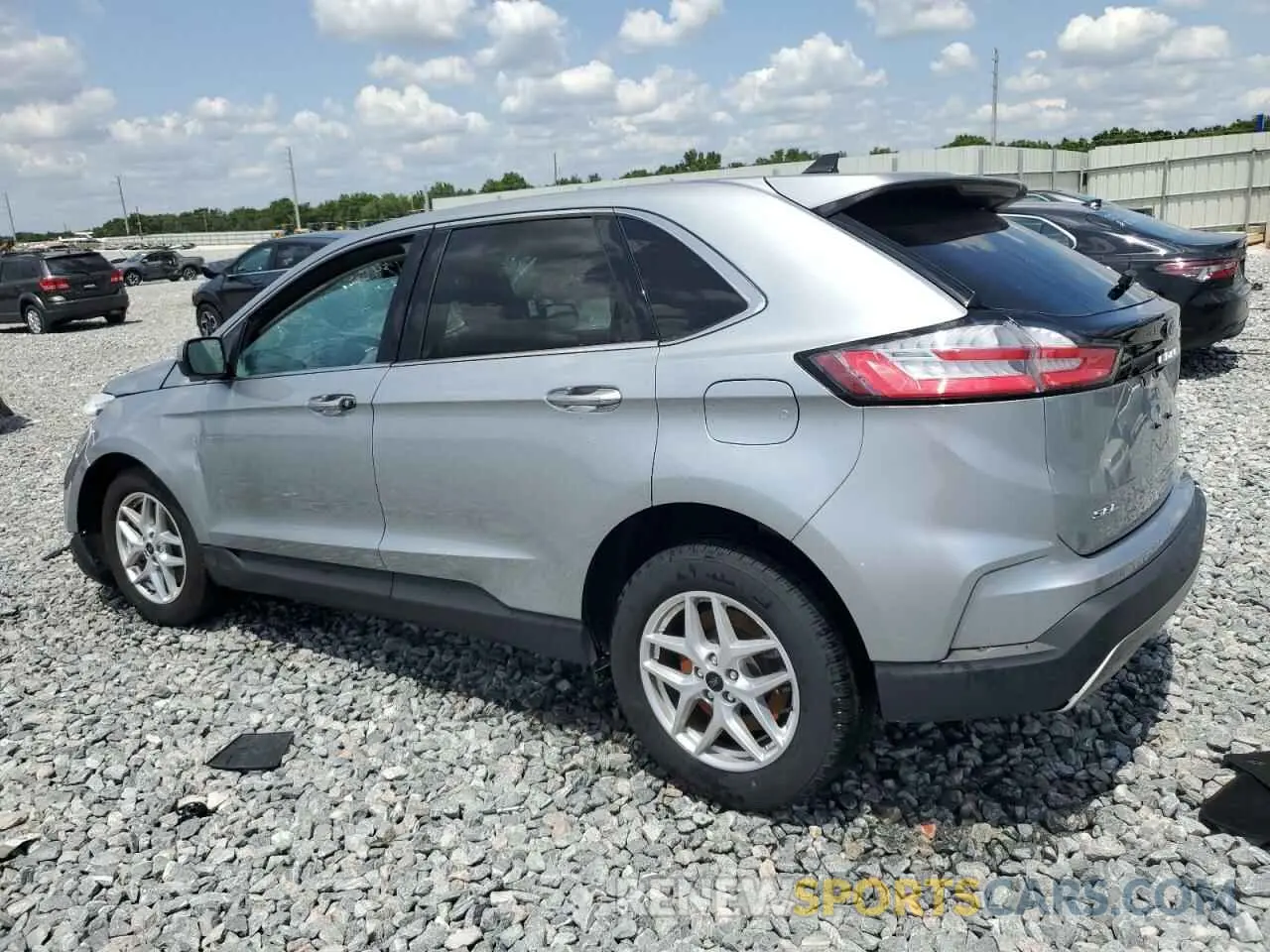 2 fotografías del automóvil dañado 2FMPK4J97RBA75900 FORD EDGE 2024