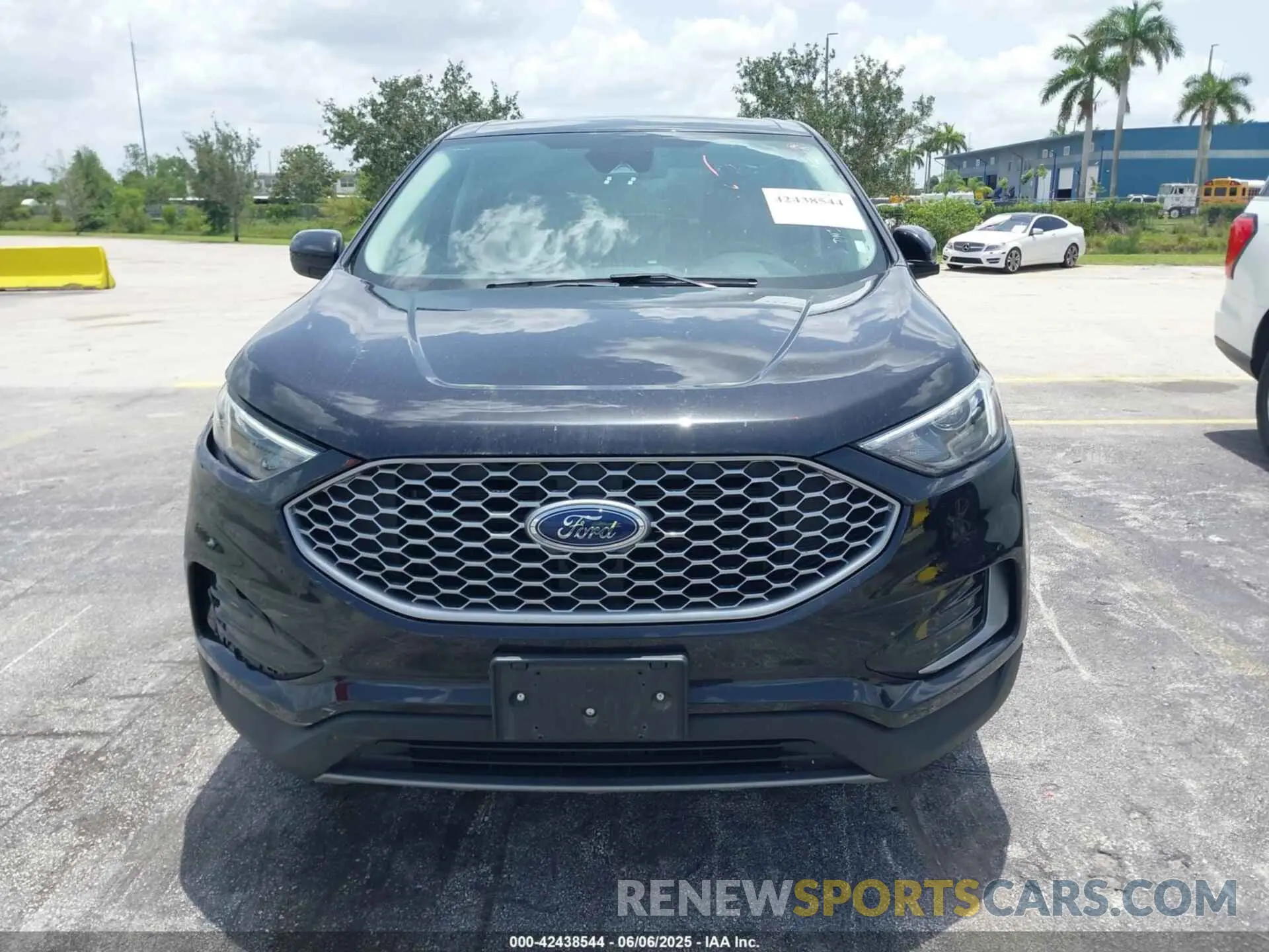 12 fotografías del automóvil dañado 2FMPK4J97RBA94298 FORD EDGE 2024