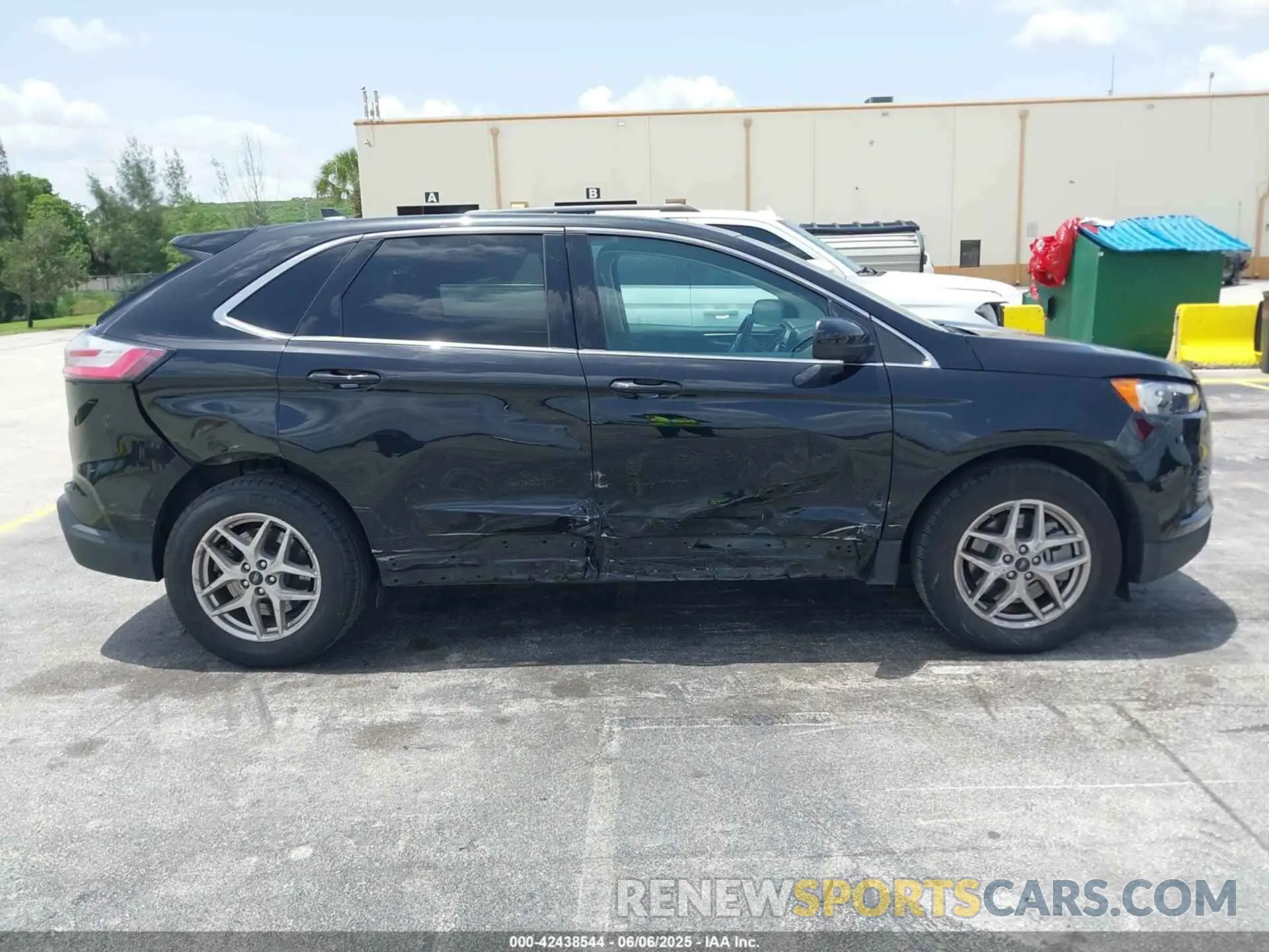 13 fotografías del automóvil dañado 2FMPK4J97RBA94298 FORD EDGE 2024