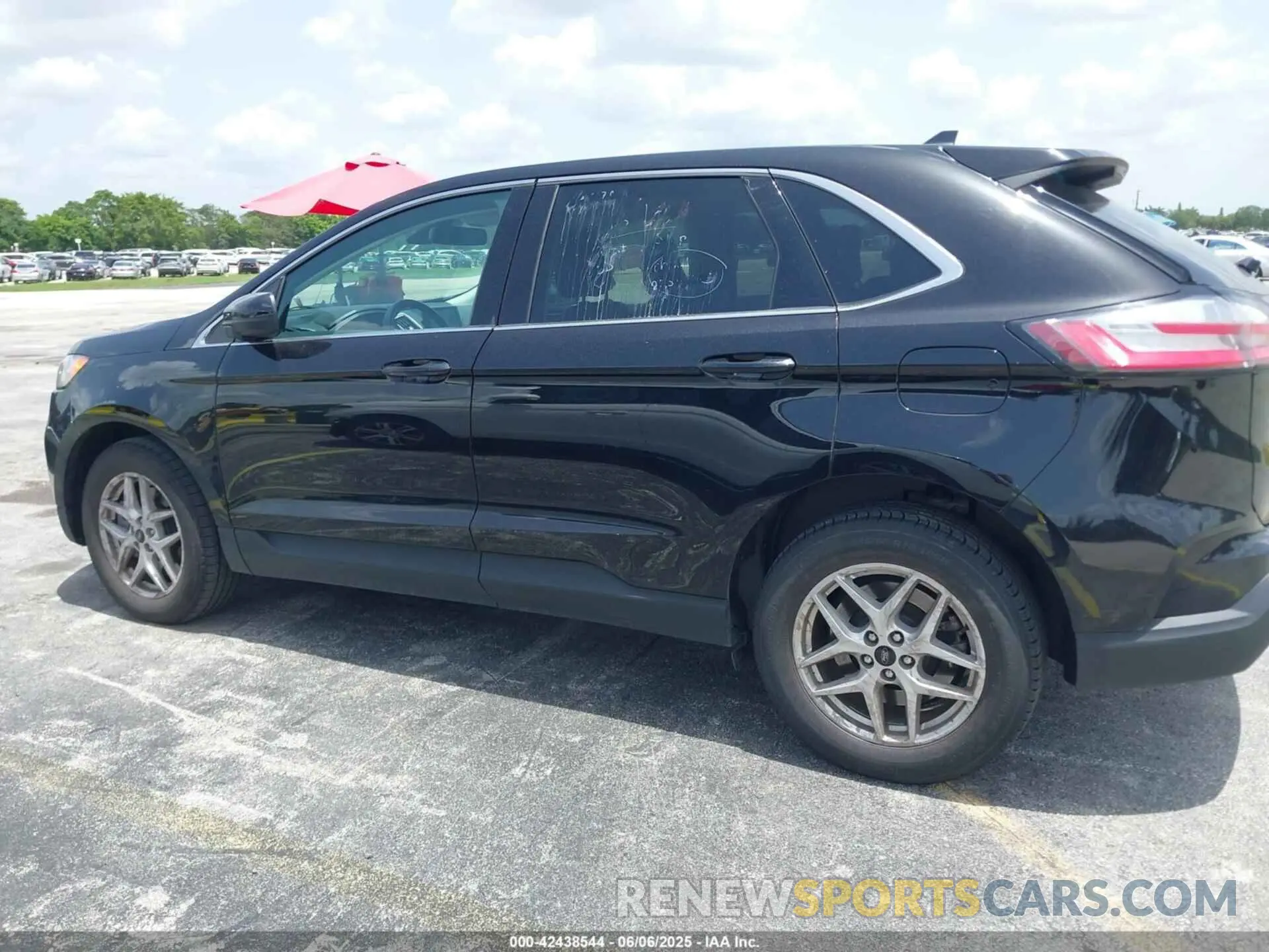 14 fotografías del automóvil dañado 2FMPK4J97RBA94298 FORD EDGE 2024