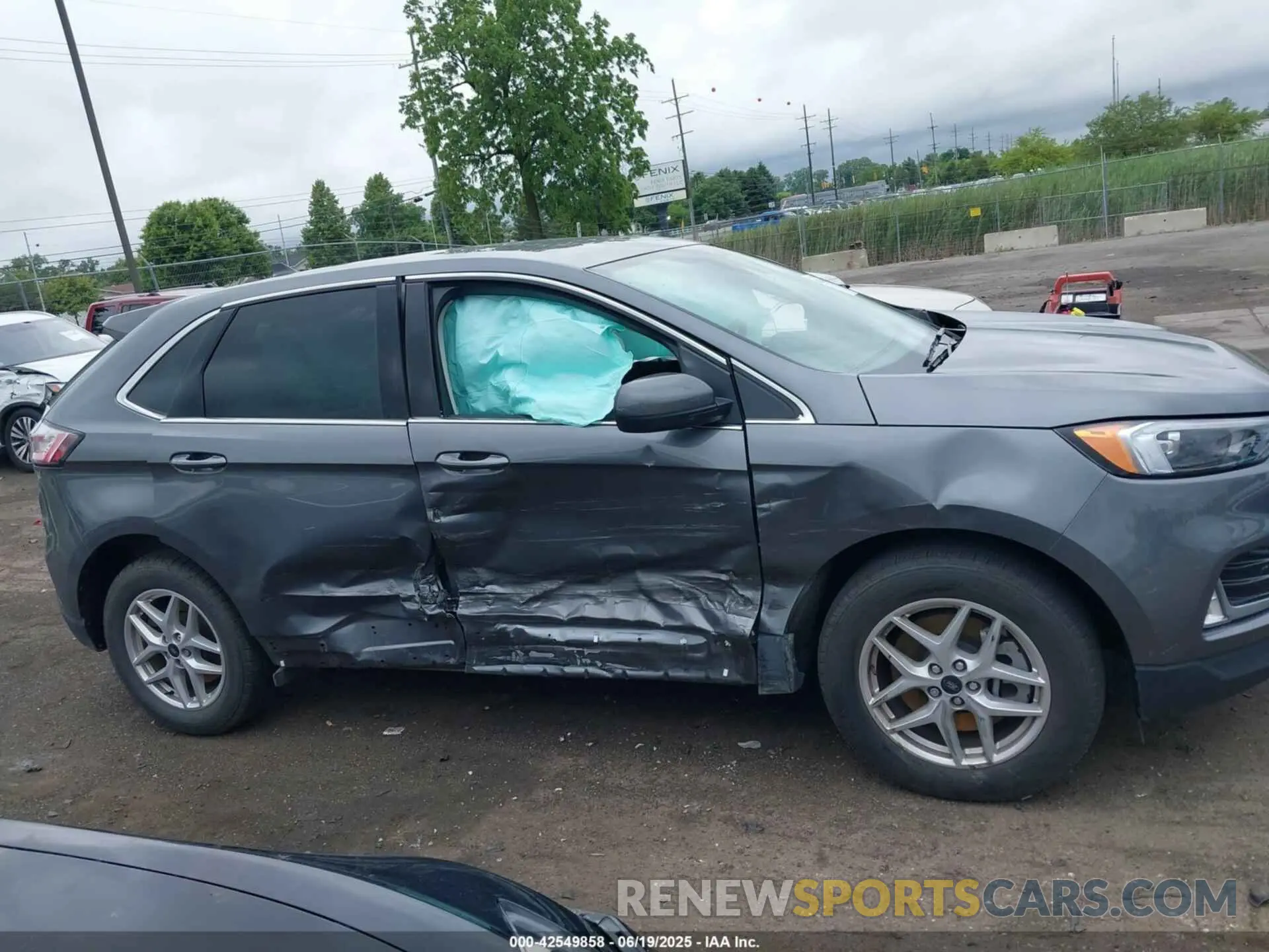13 fotografías del automóvil dañado 2FMPK4J99RBA65711 FORD EDGE 2024