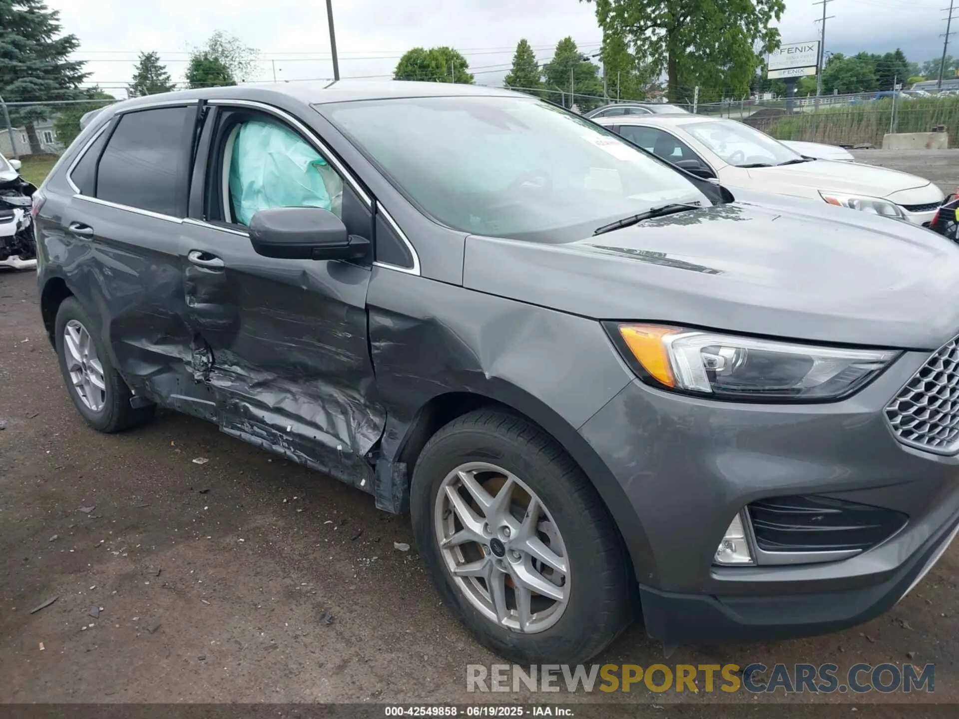 6 fotografías del automóvil dañado 2FMPK4J99RBA65711 FORD EDGE 2024