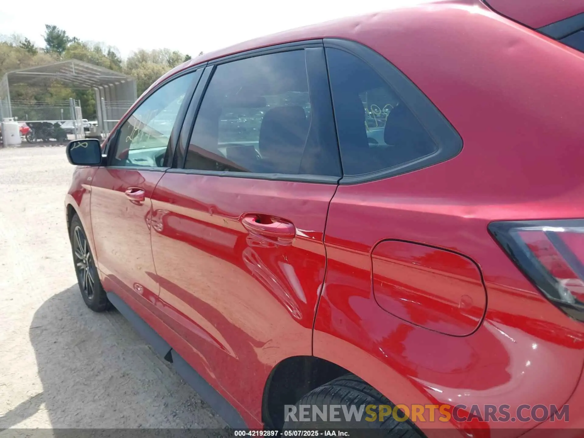 19 fotografías del automóvil dañado 2FMPK4J9XRBA47864 FORD EDGE 2024