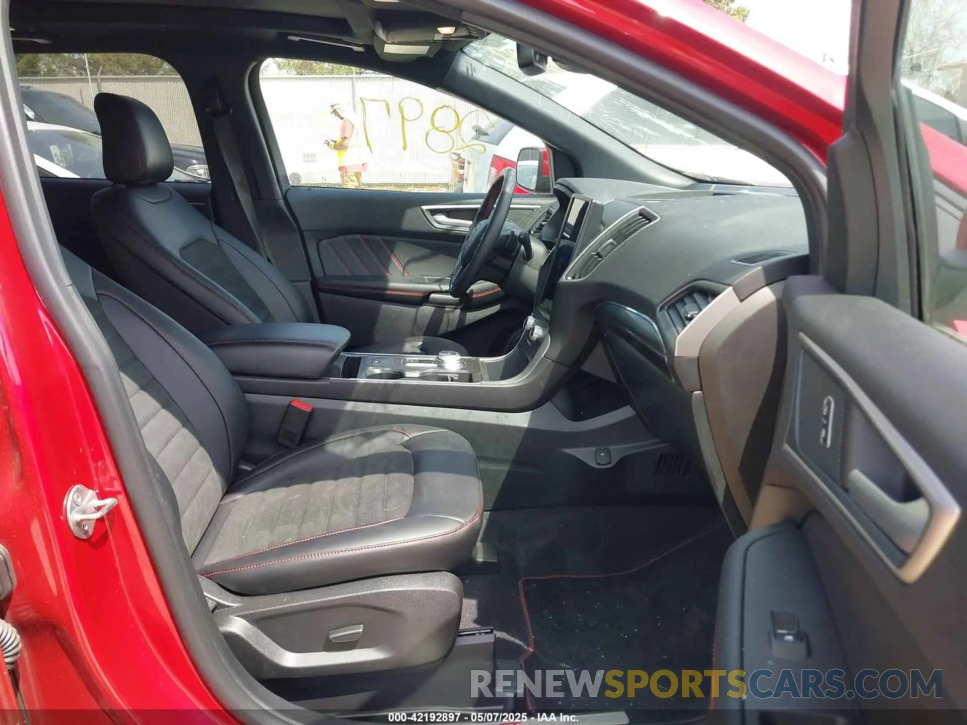 5 fotografías del automóvil dañado 2FMPK4J9XRBA47864 FORD EDGE 2024