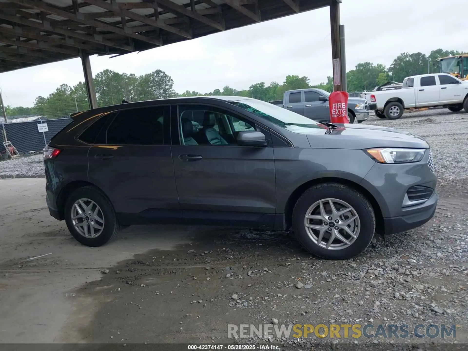13 fotografías del automóvil dañado 2FMPK4J9XRBA49985 FORD EDGE 2024