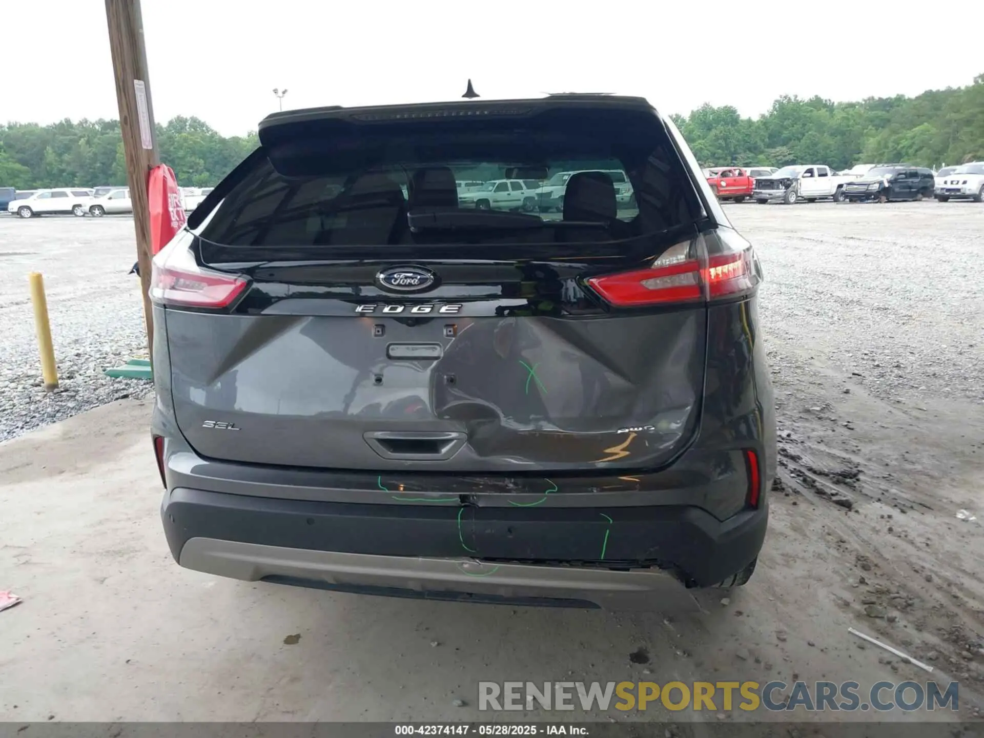 16 fotografías del automóvil dañado 2FMPK4J9XRBA49985 FORD EDGE 2024